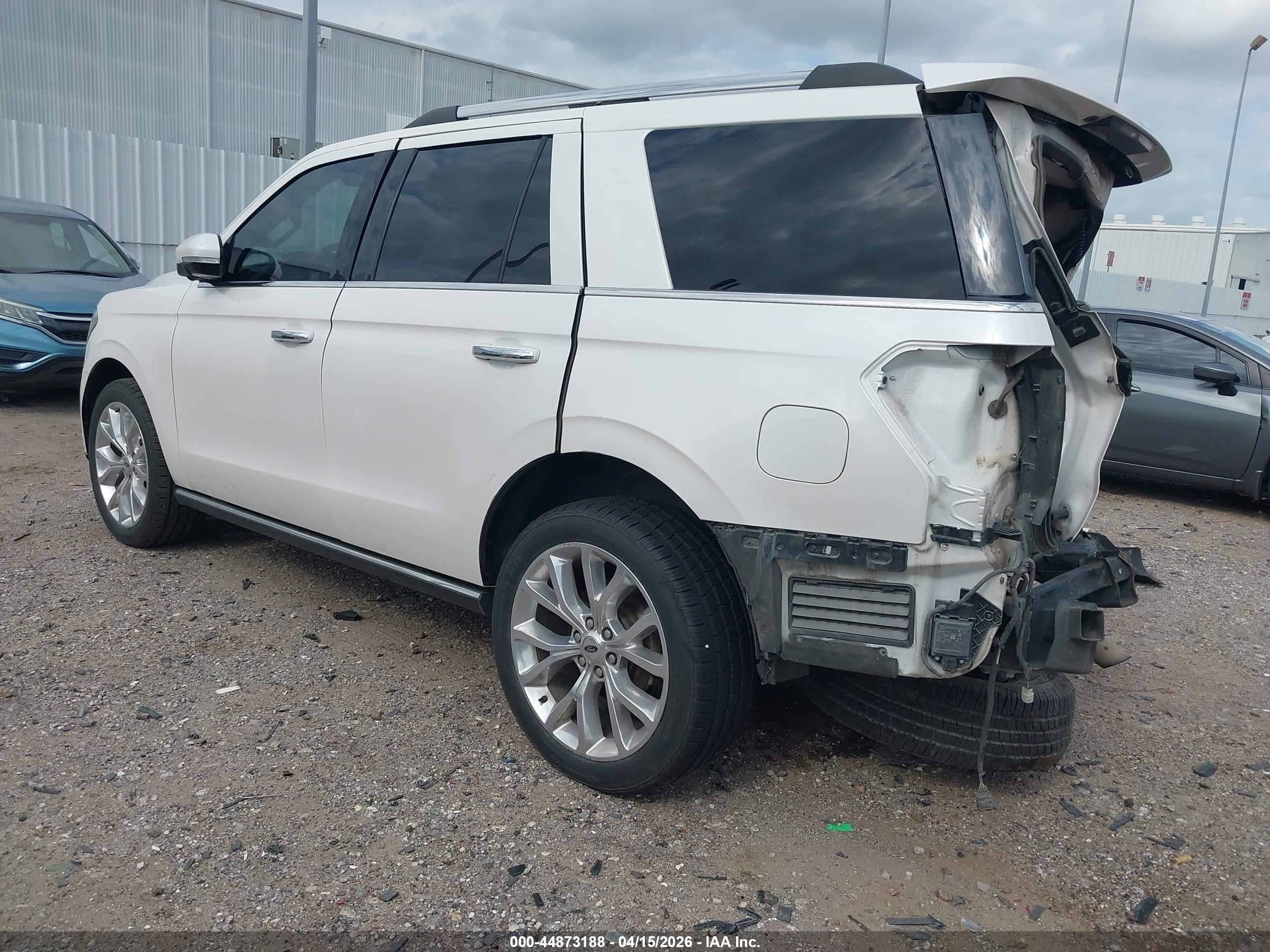 FORD EXPEDITION image 3