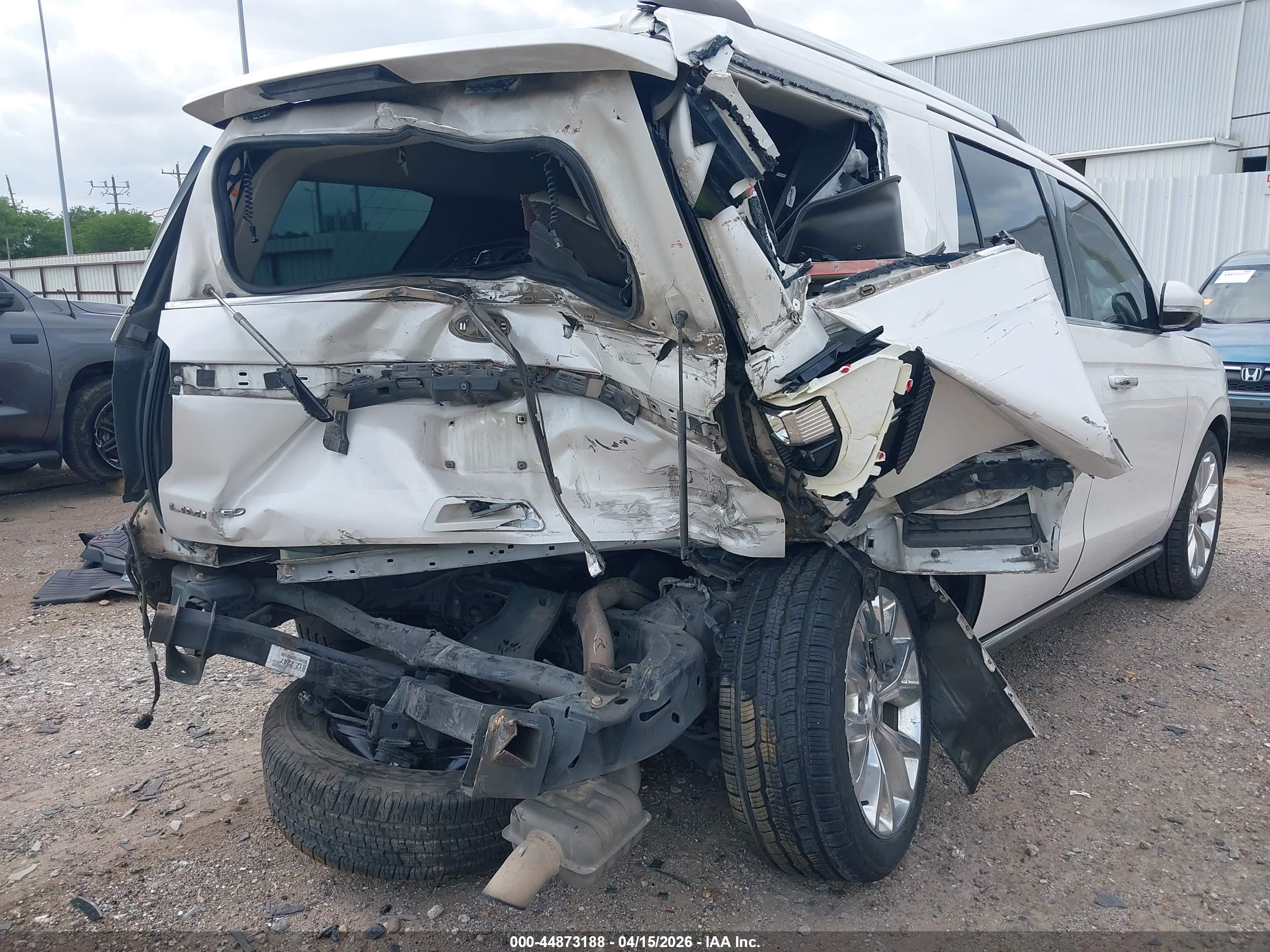 FORD EXPEDITION image 6