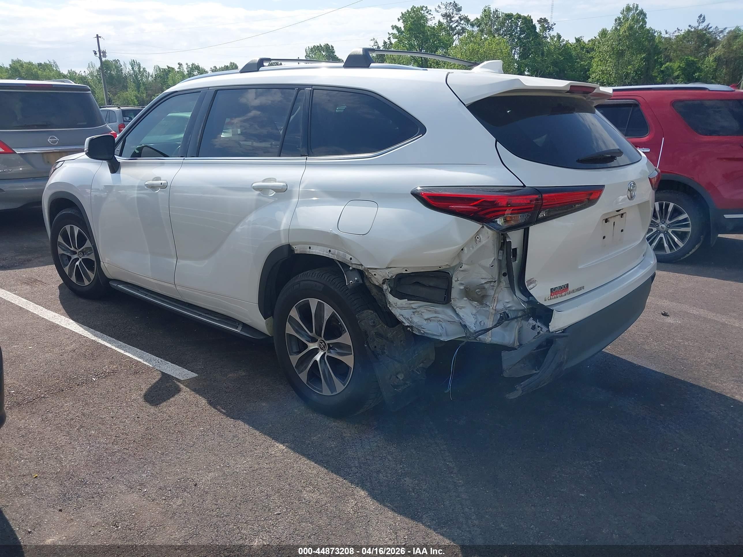 TOYOTA HIGHLANDER image 3