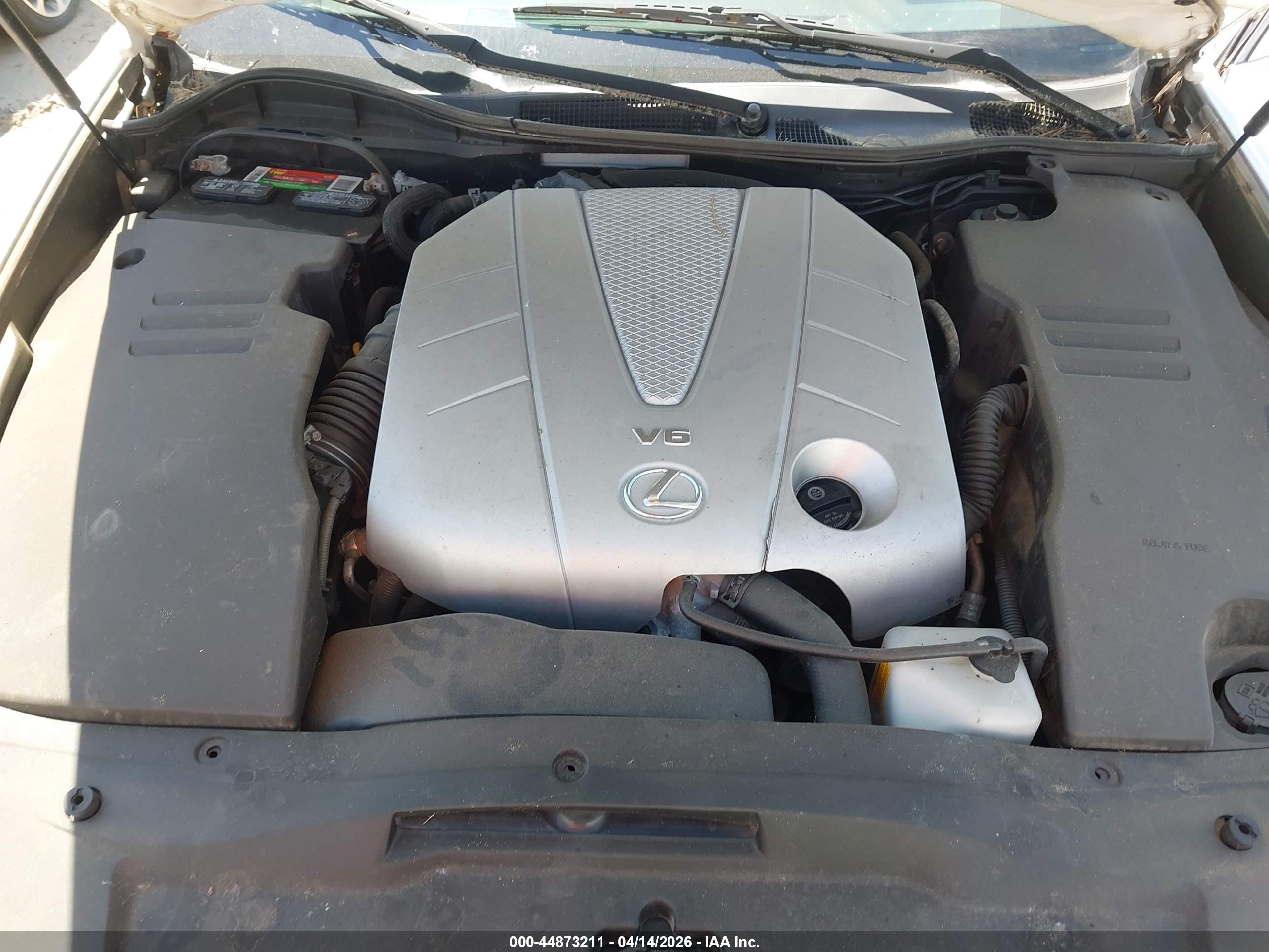 LEXUS GS image 10