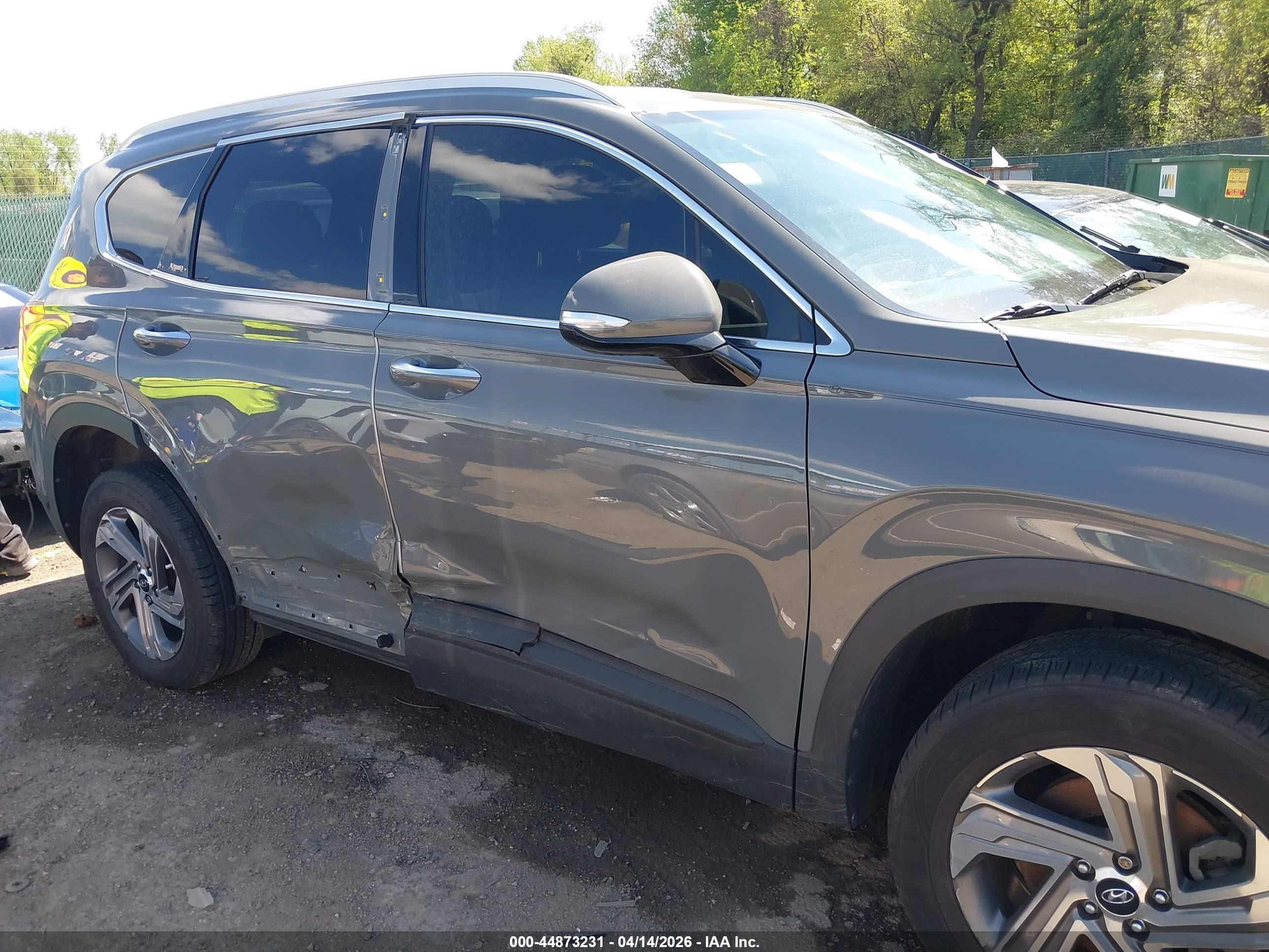 HYUNDAI SANTA image 6