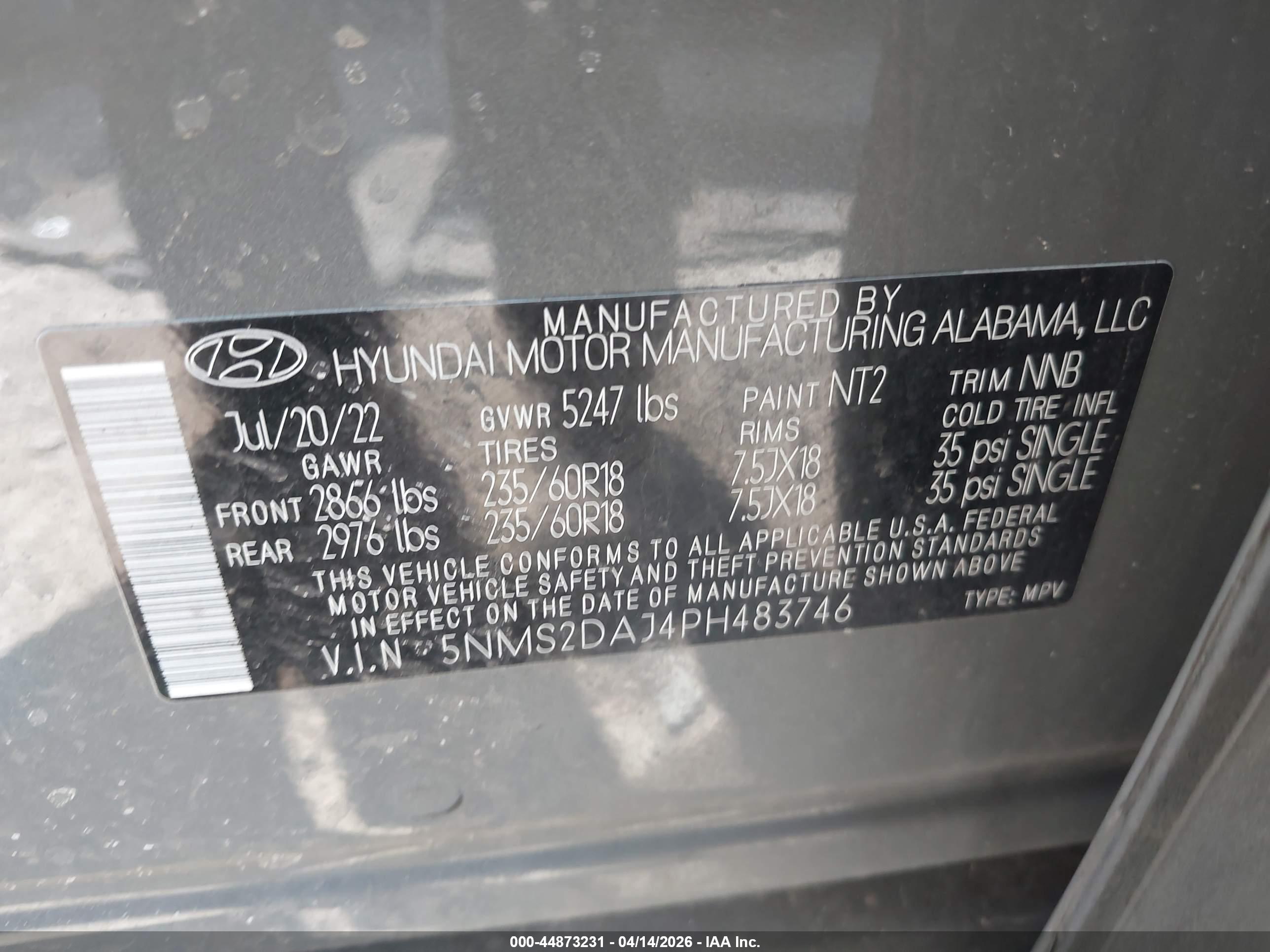 HYUNDAI SANTA image 9