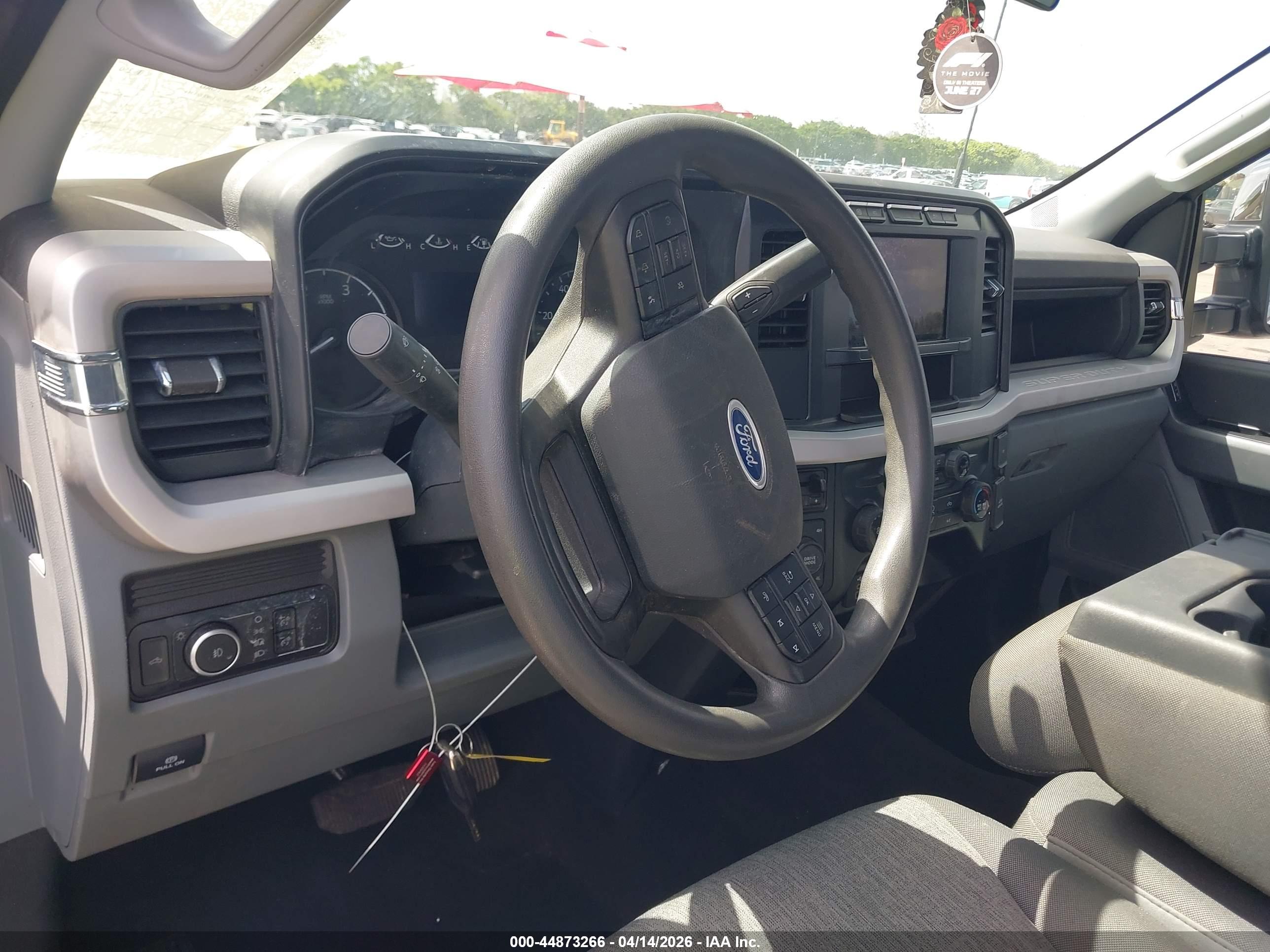 FORD F-250 image 7
