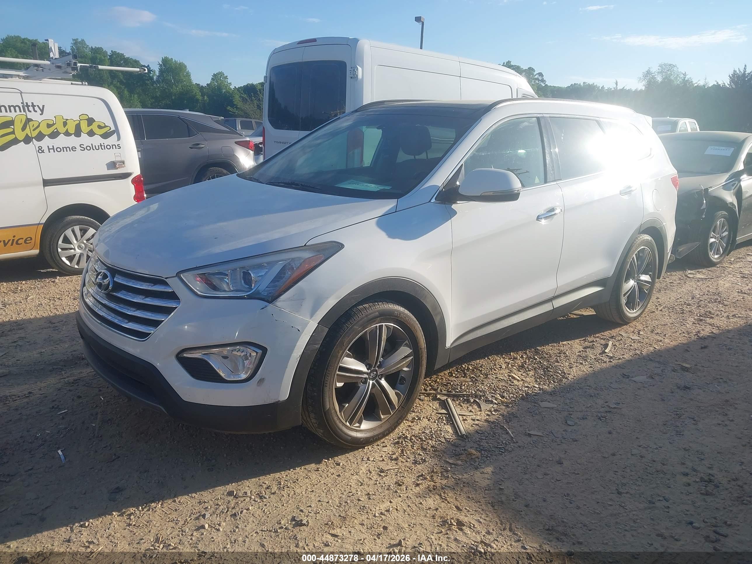 HYUNDAI SANTA image 2