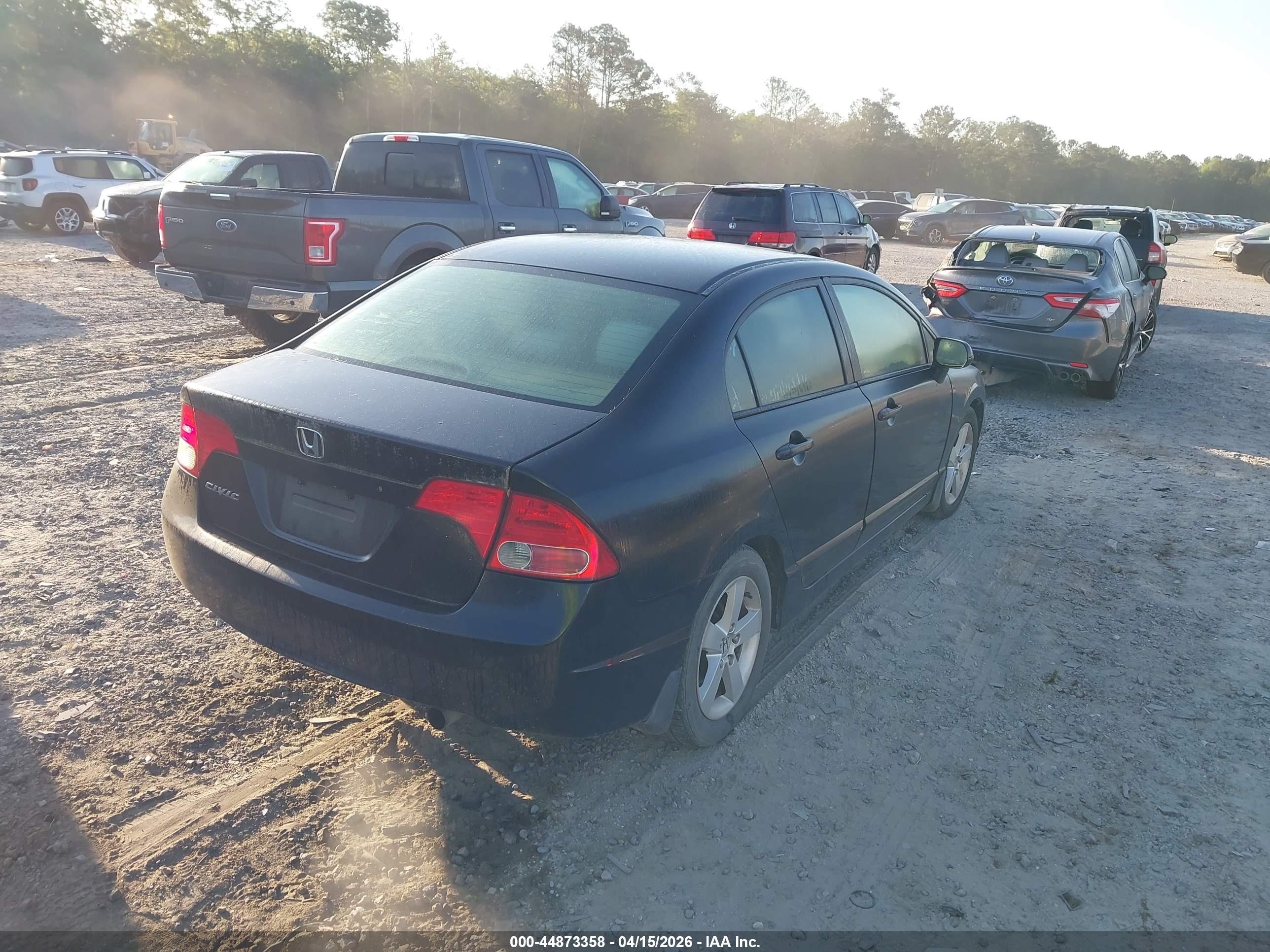 HONDA CIVIC image 4