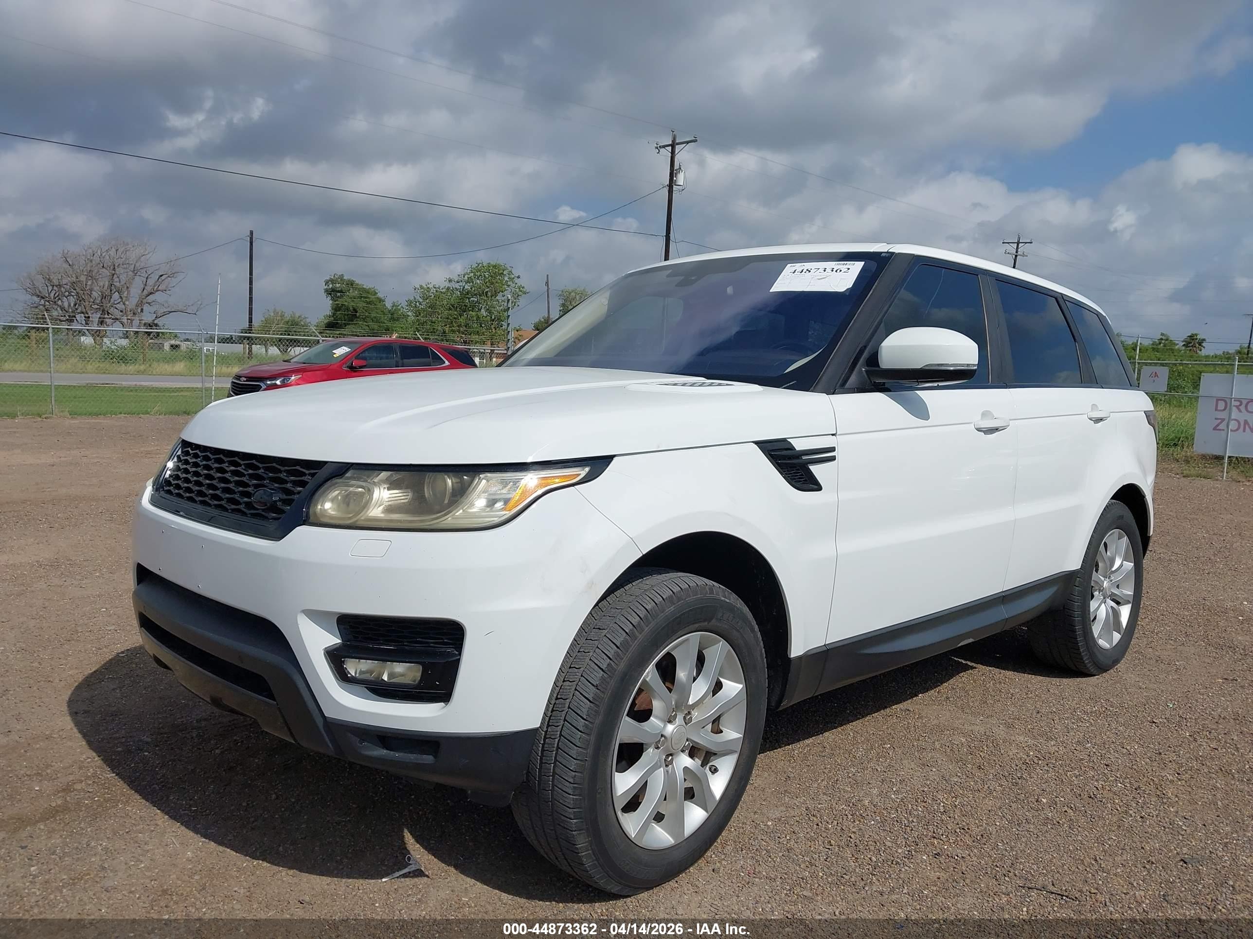 LAND ROVER image 2