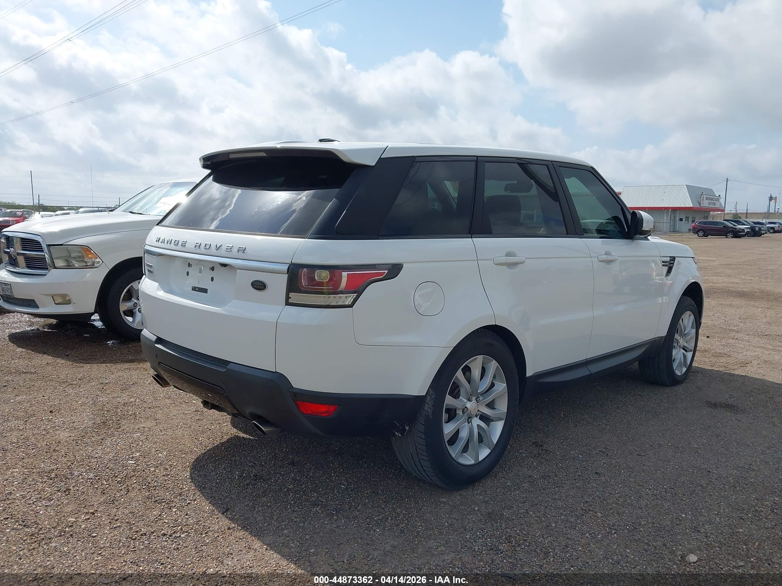 LAND ROVER image 4