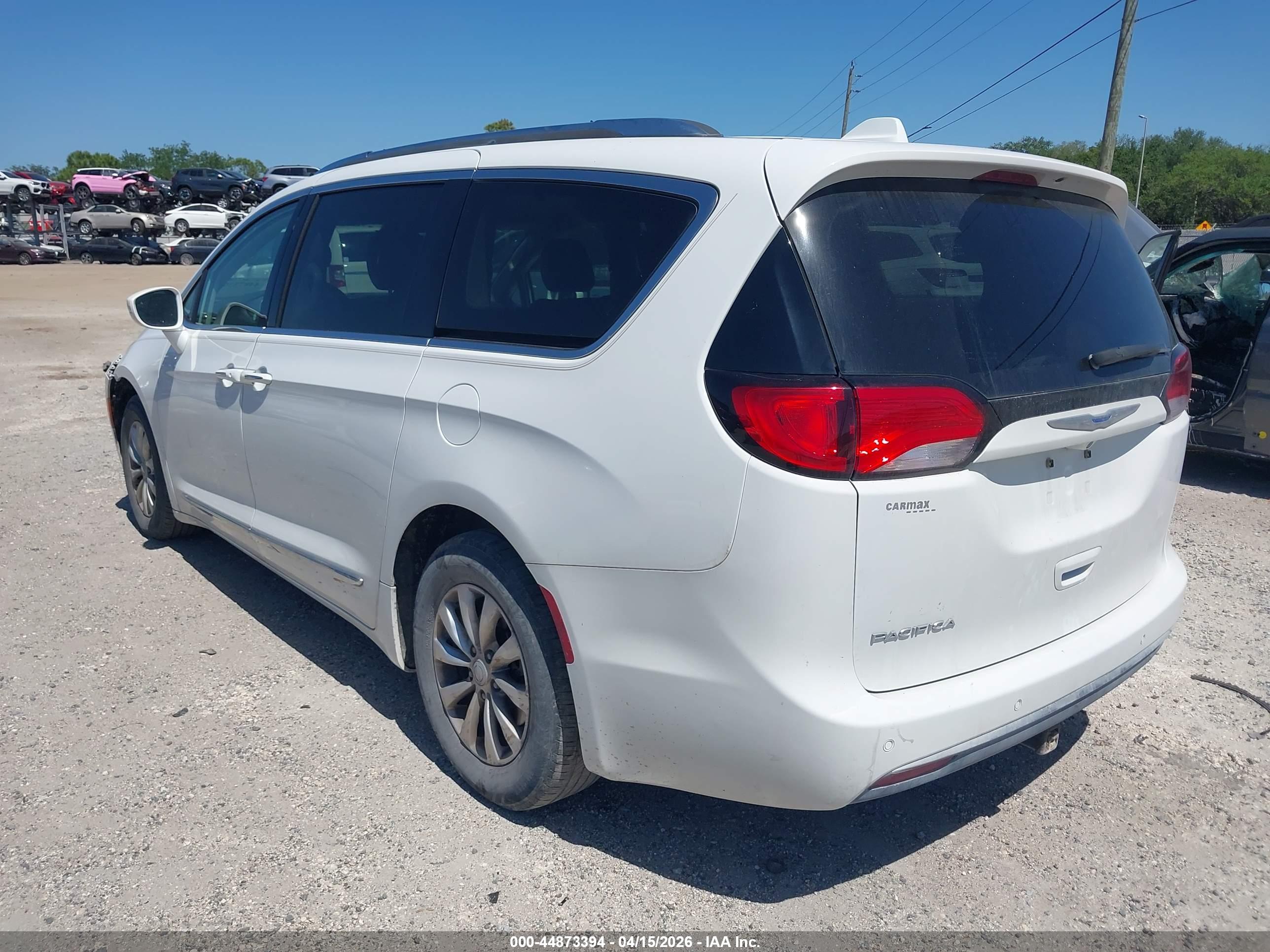 CHRYSLER PACIFICA image 3