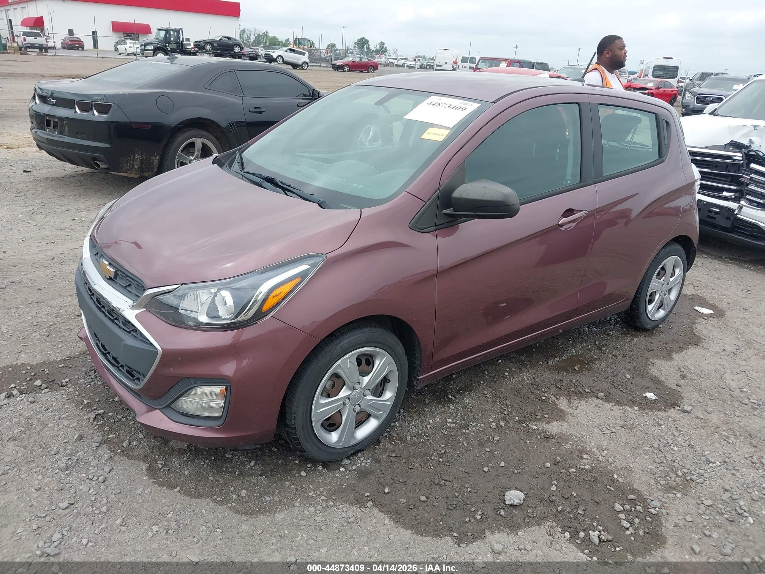 CHEVROLET SPARK image 2