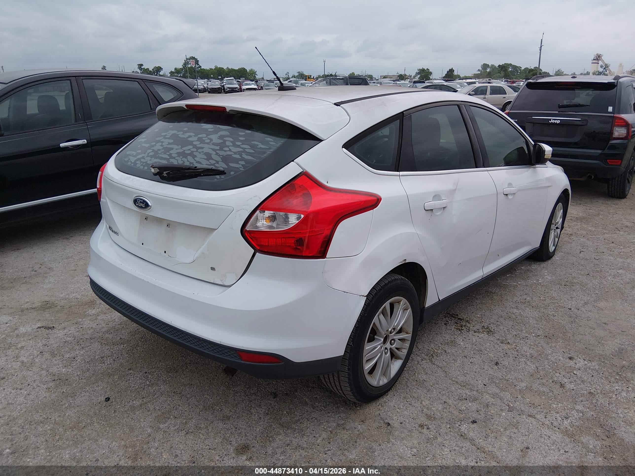 FORD FOCUS image 4
