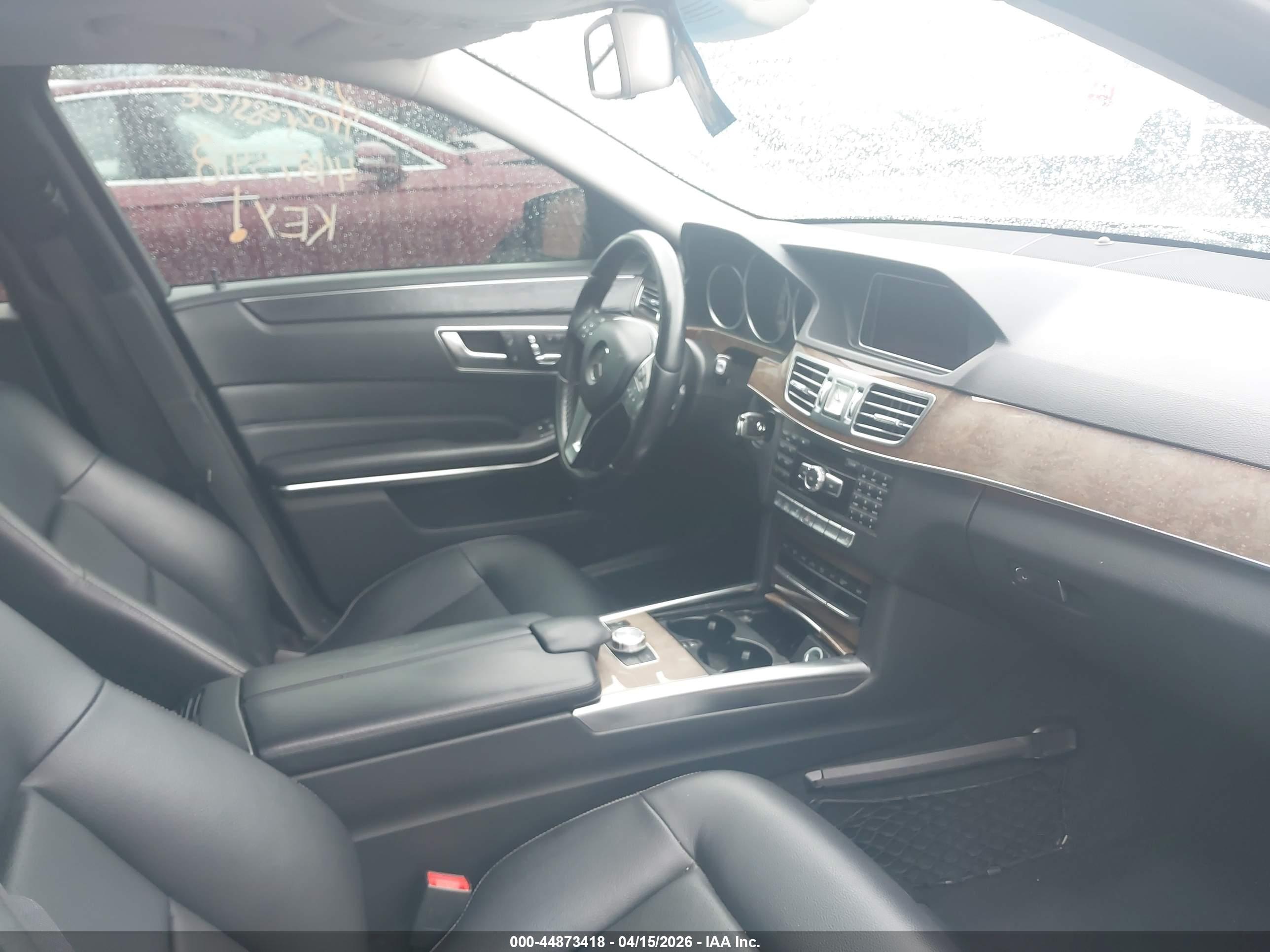 MERCEDES-BENZ E image 5