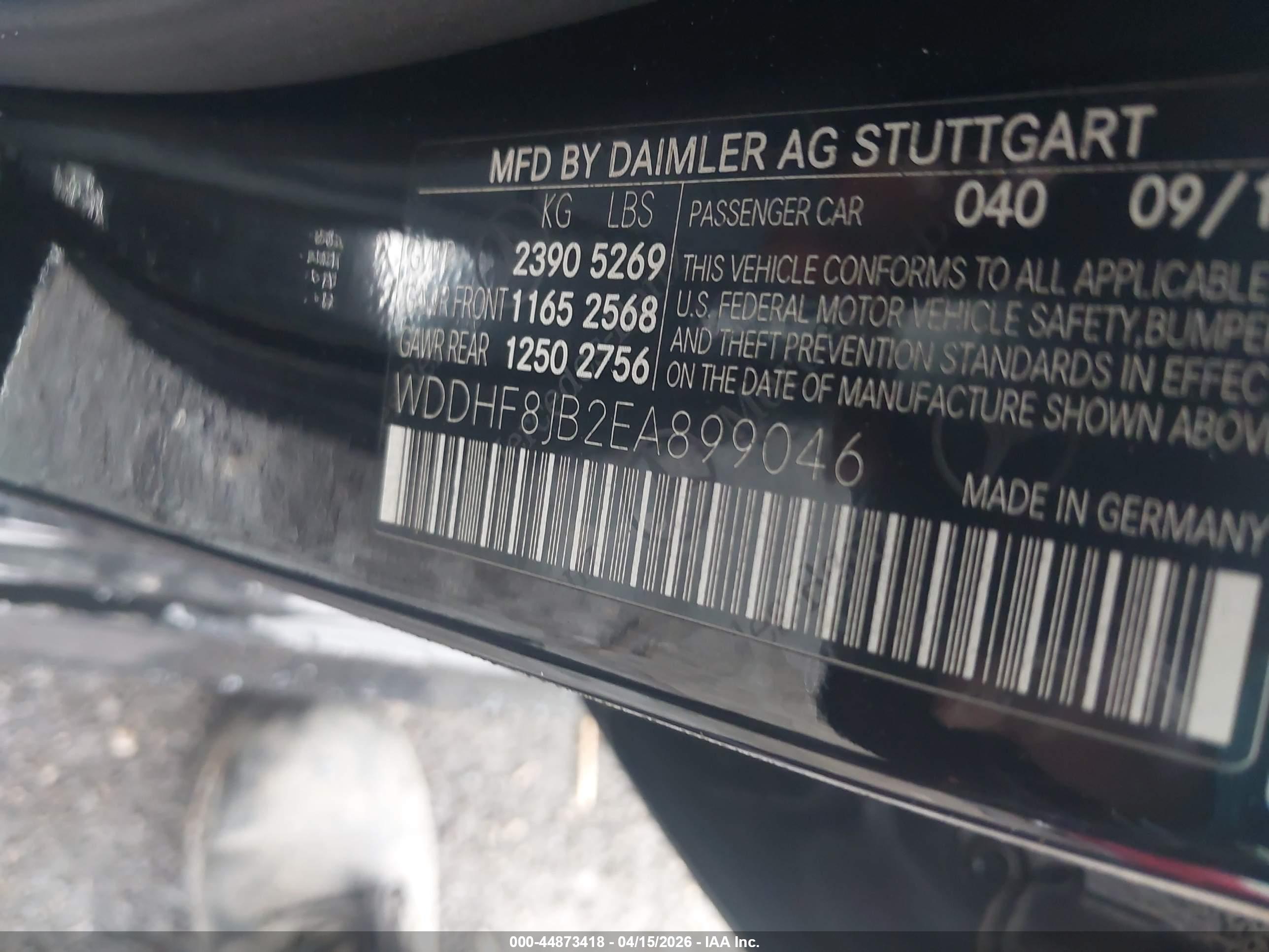 MERCEDES-BENZ E image 9