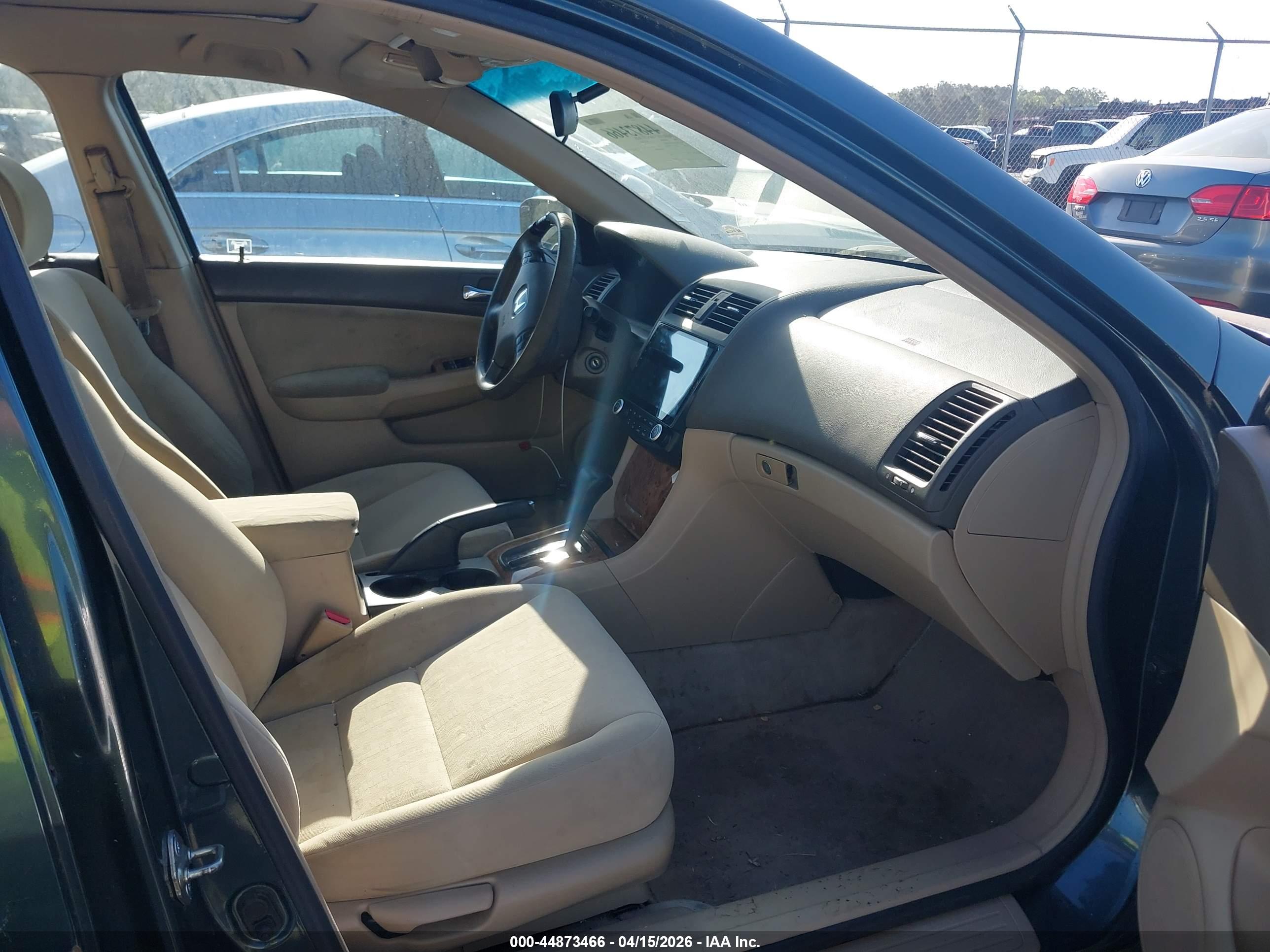 HONDA ACCORD image 5