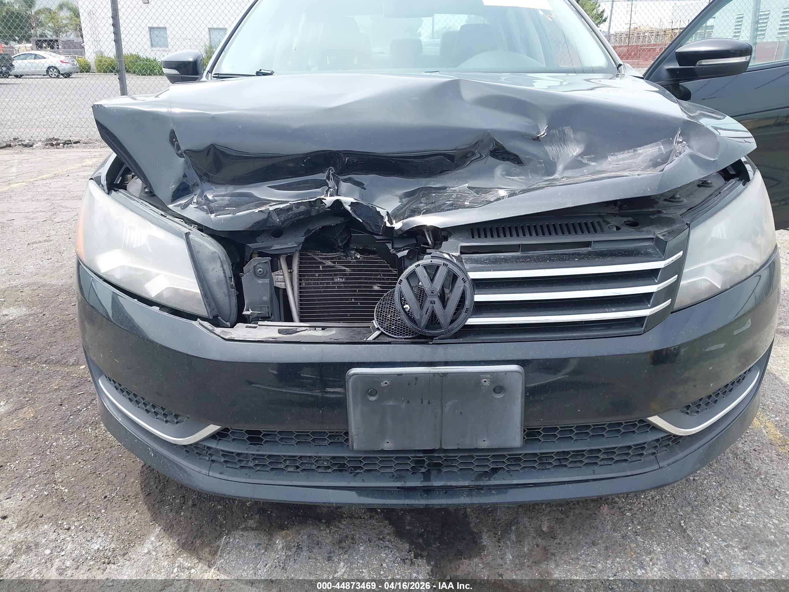 VOLKSWAGEN PASSAT image 6