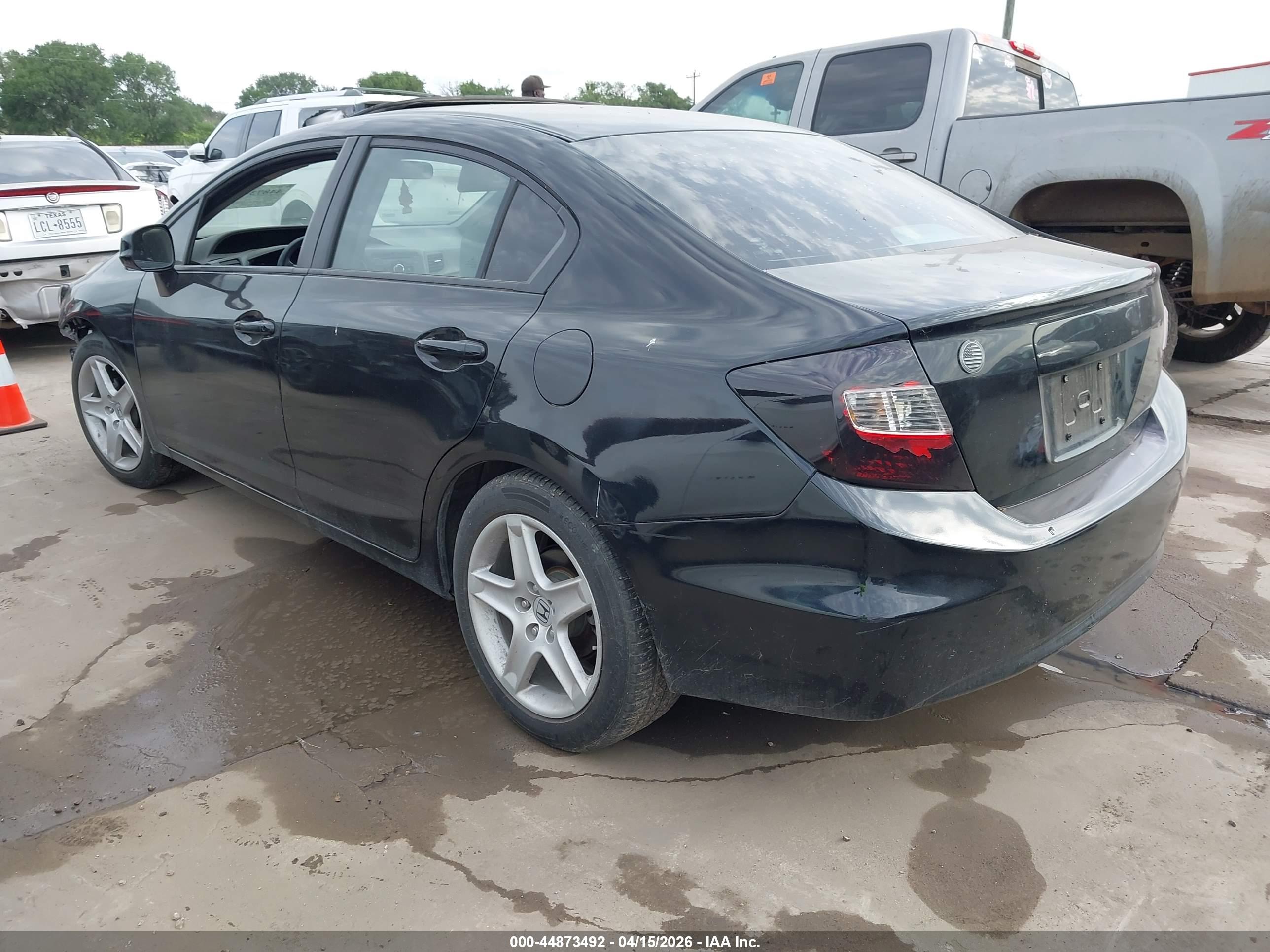 HONDA CIVIC image 3