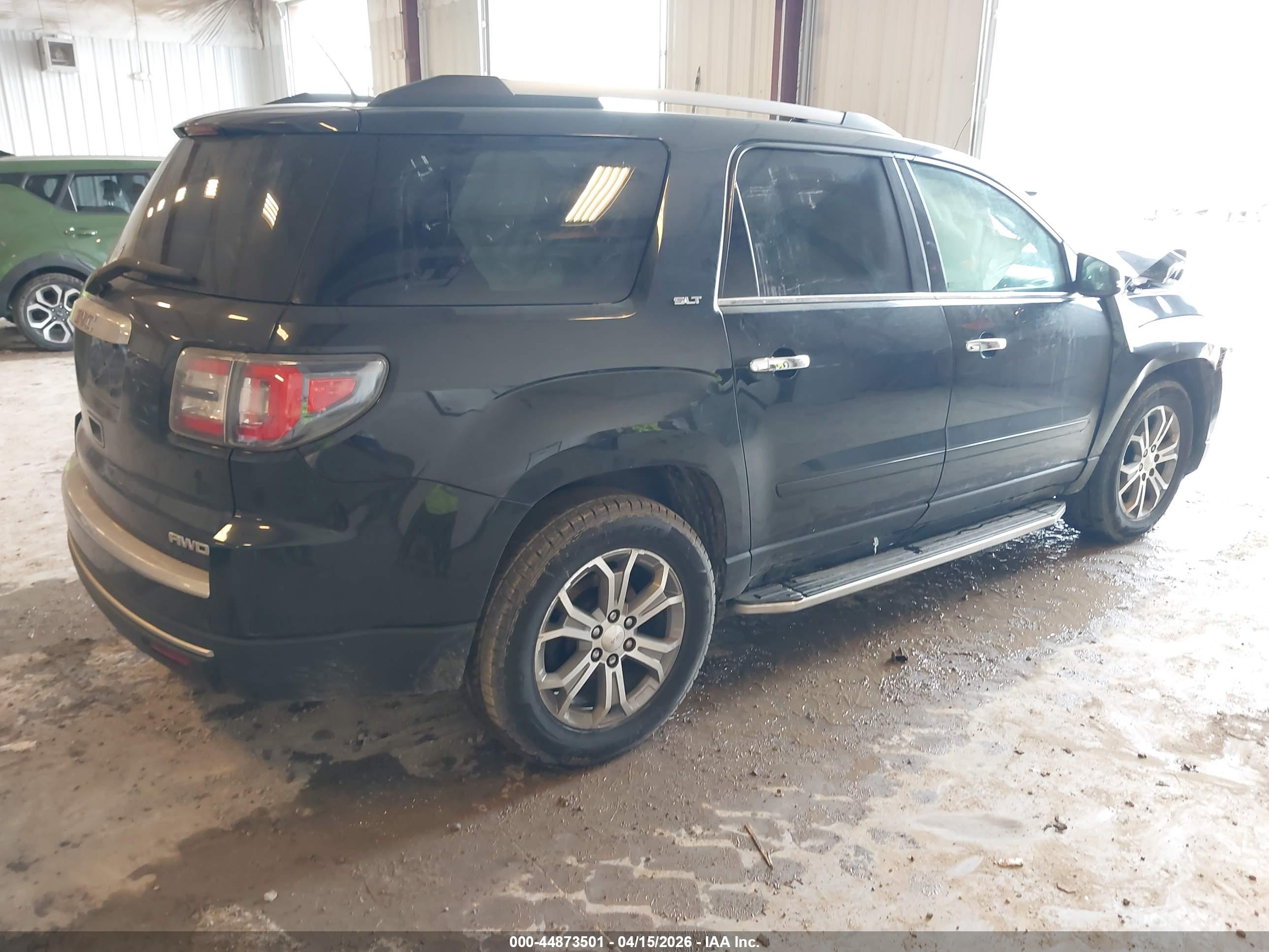 GMC ACADIA image 4