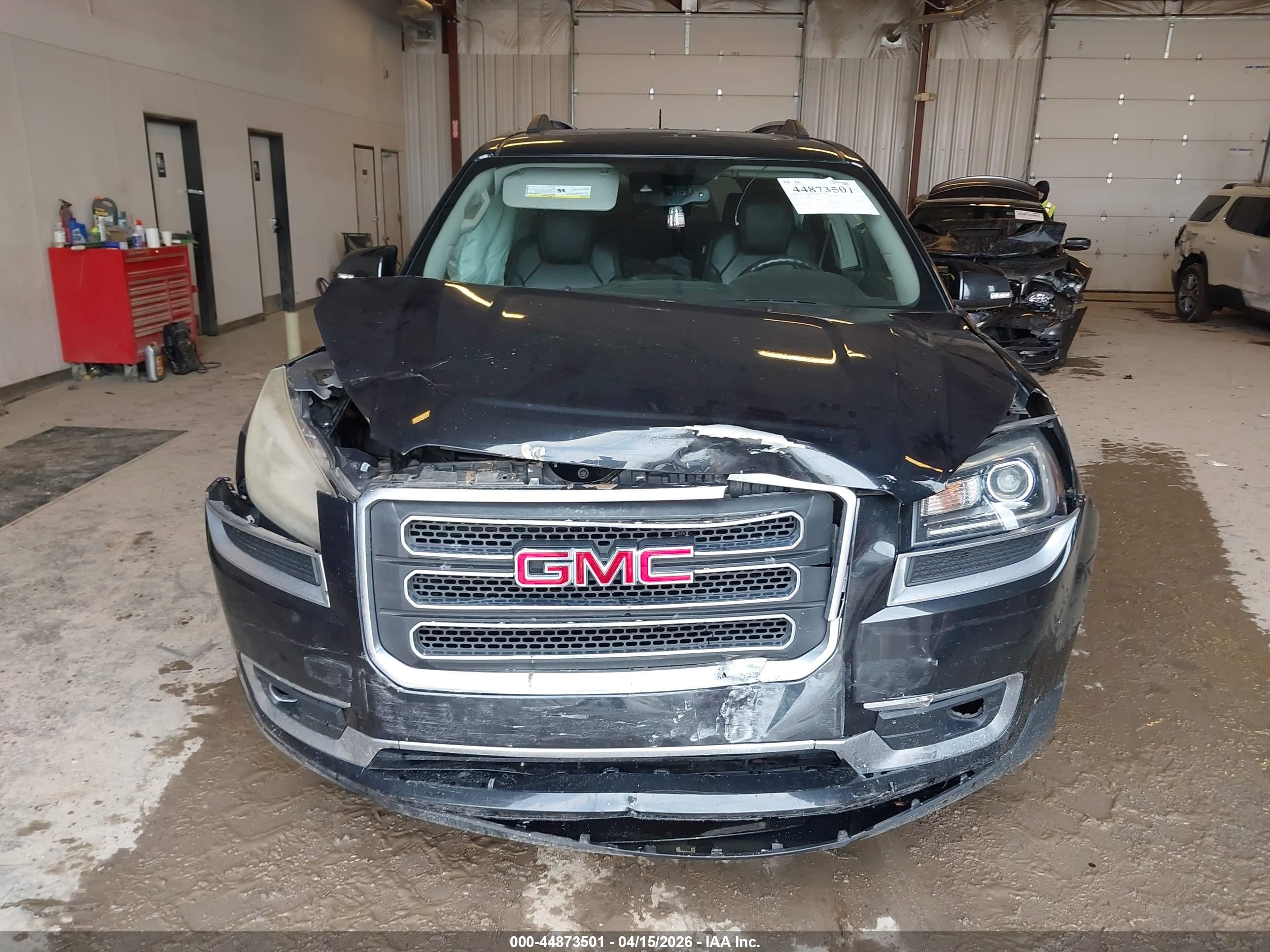 GMC ACADIA image 6