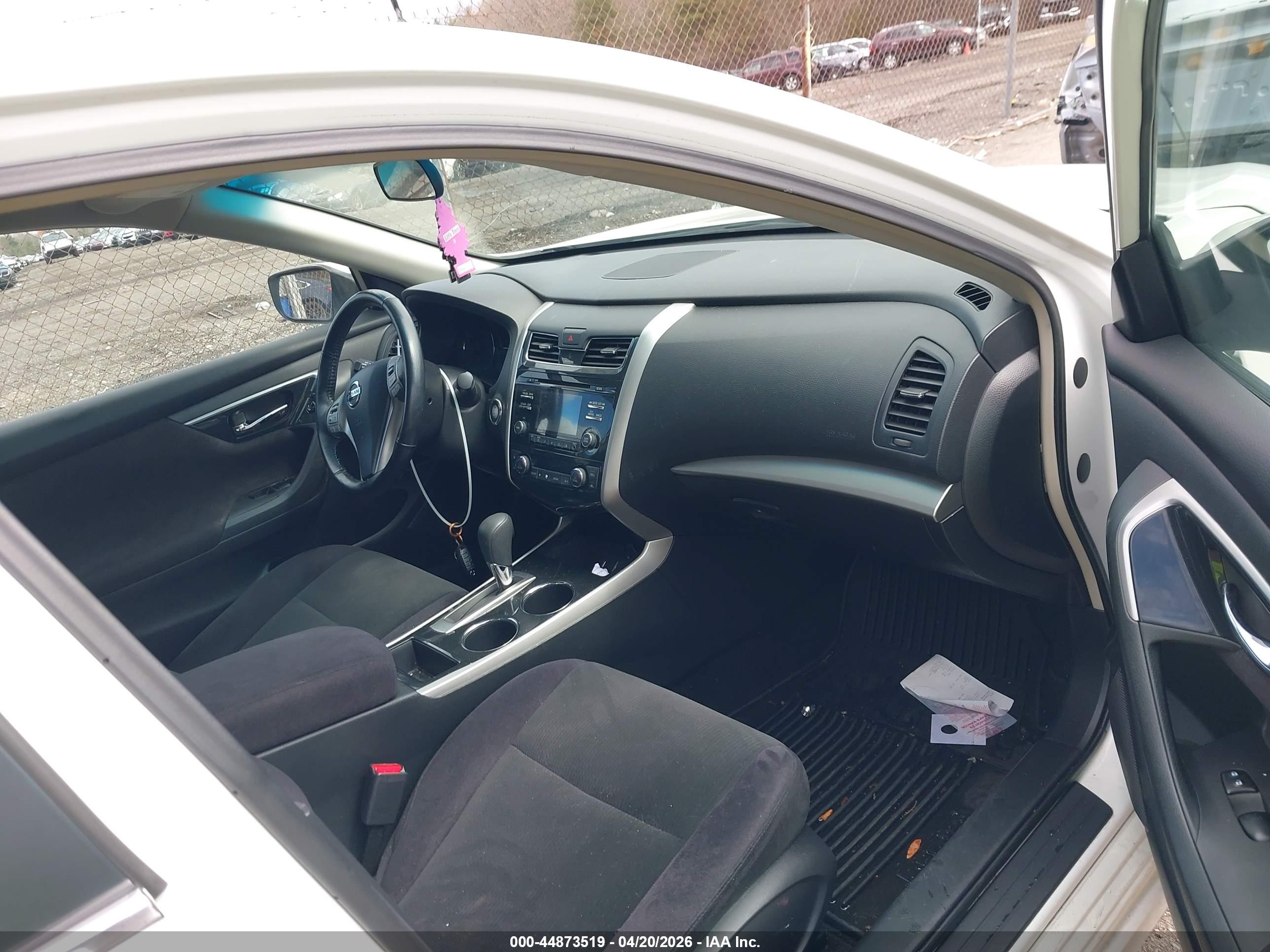 NISSAN ALTIMA image 5