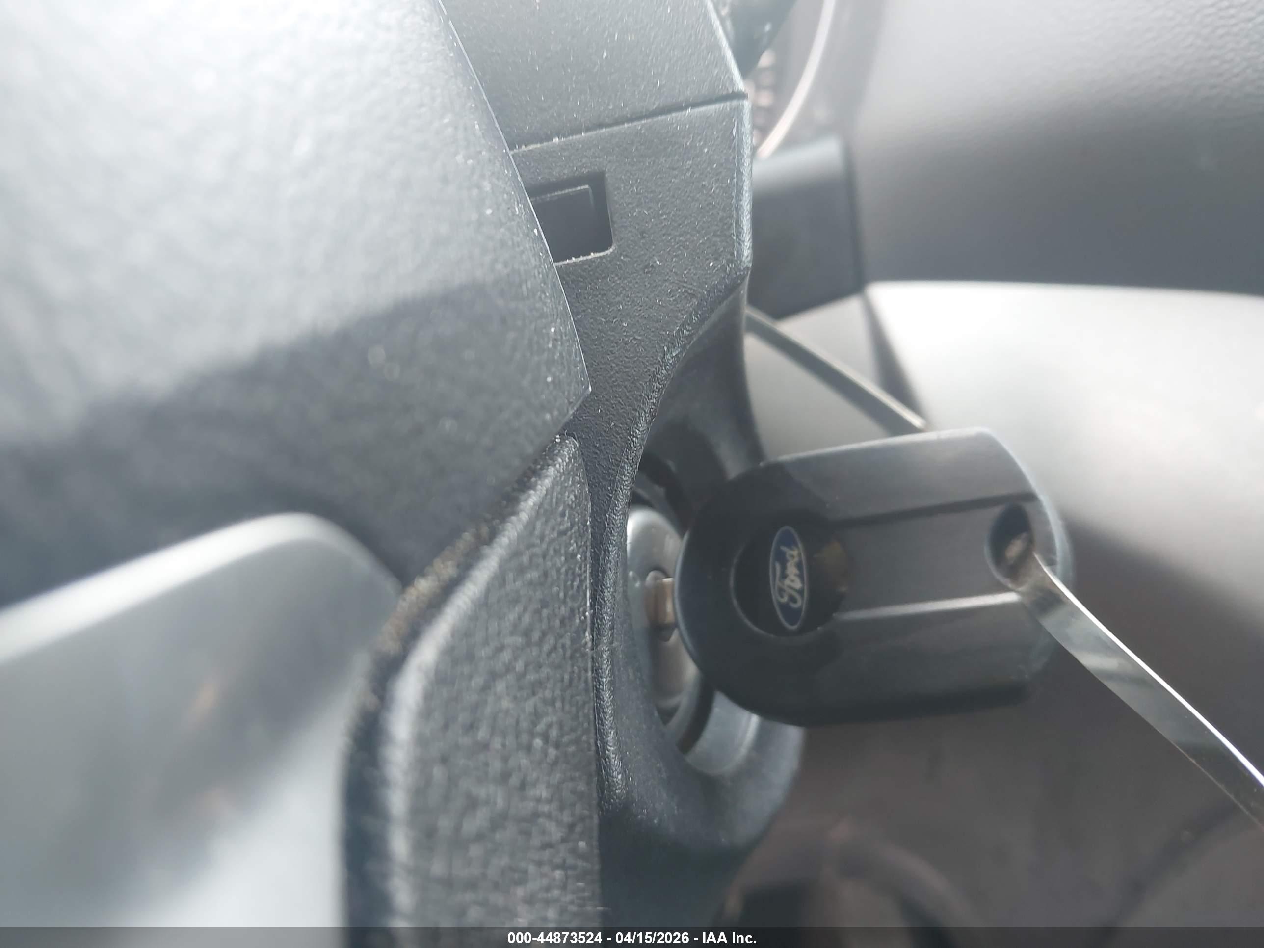 FORD ESCAPE image 11