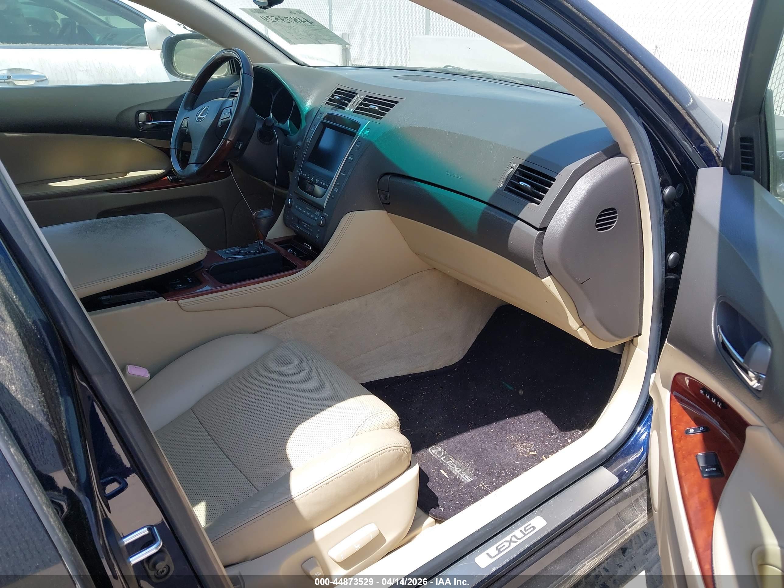 LEXUS GS image 5