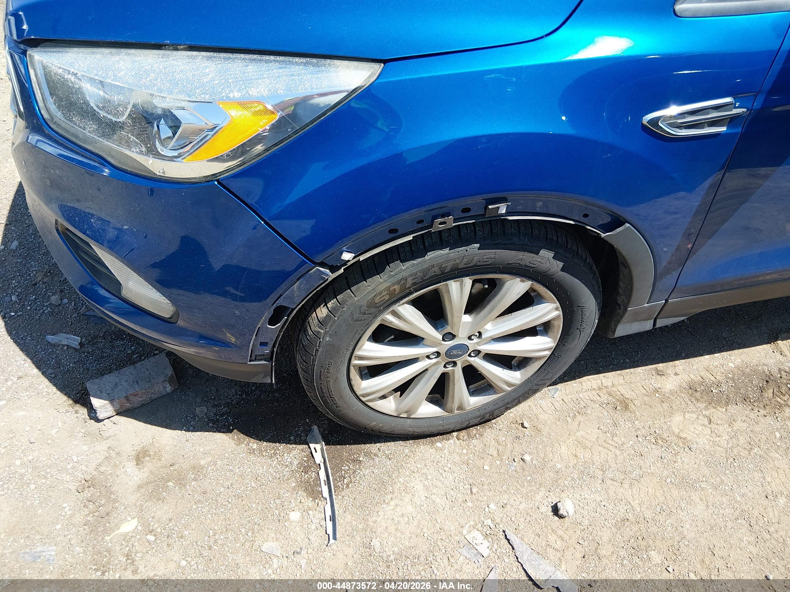 FORD ESCAPE image 6