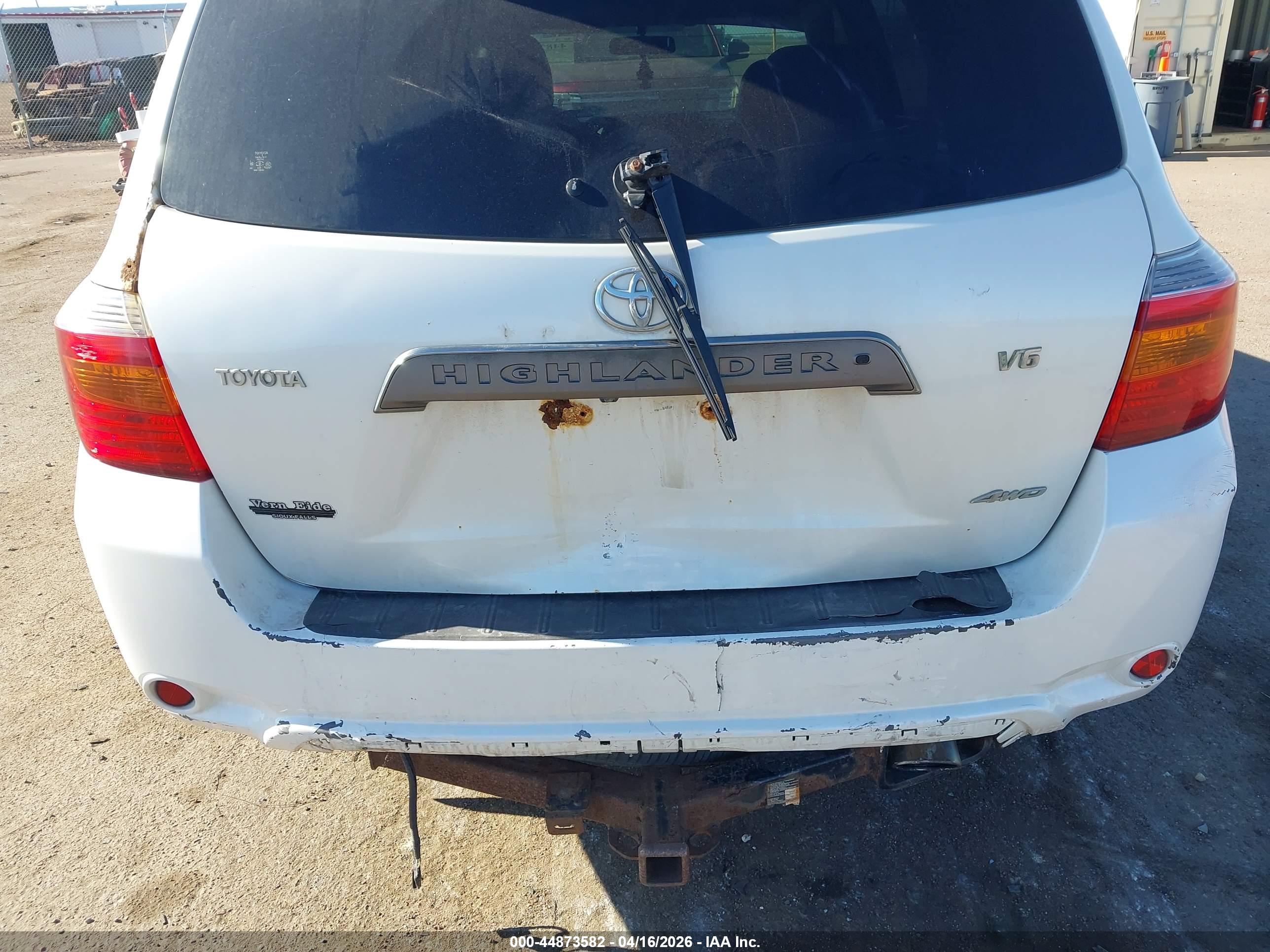 TOYOTA HIGHLANDER image 6