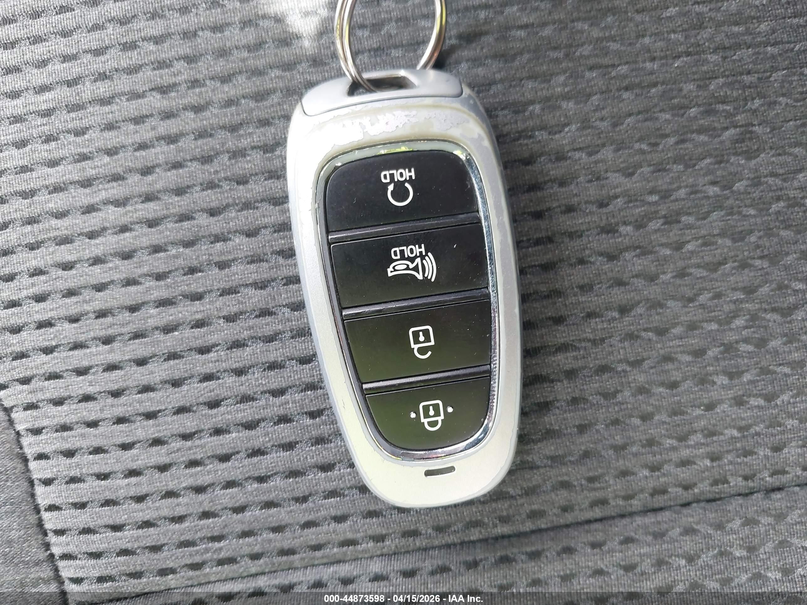 HYUNDAI SANTA image 11