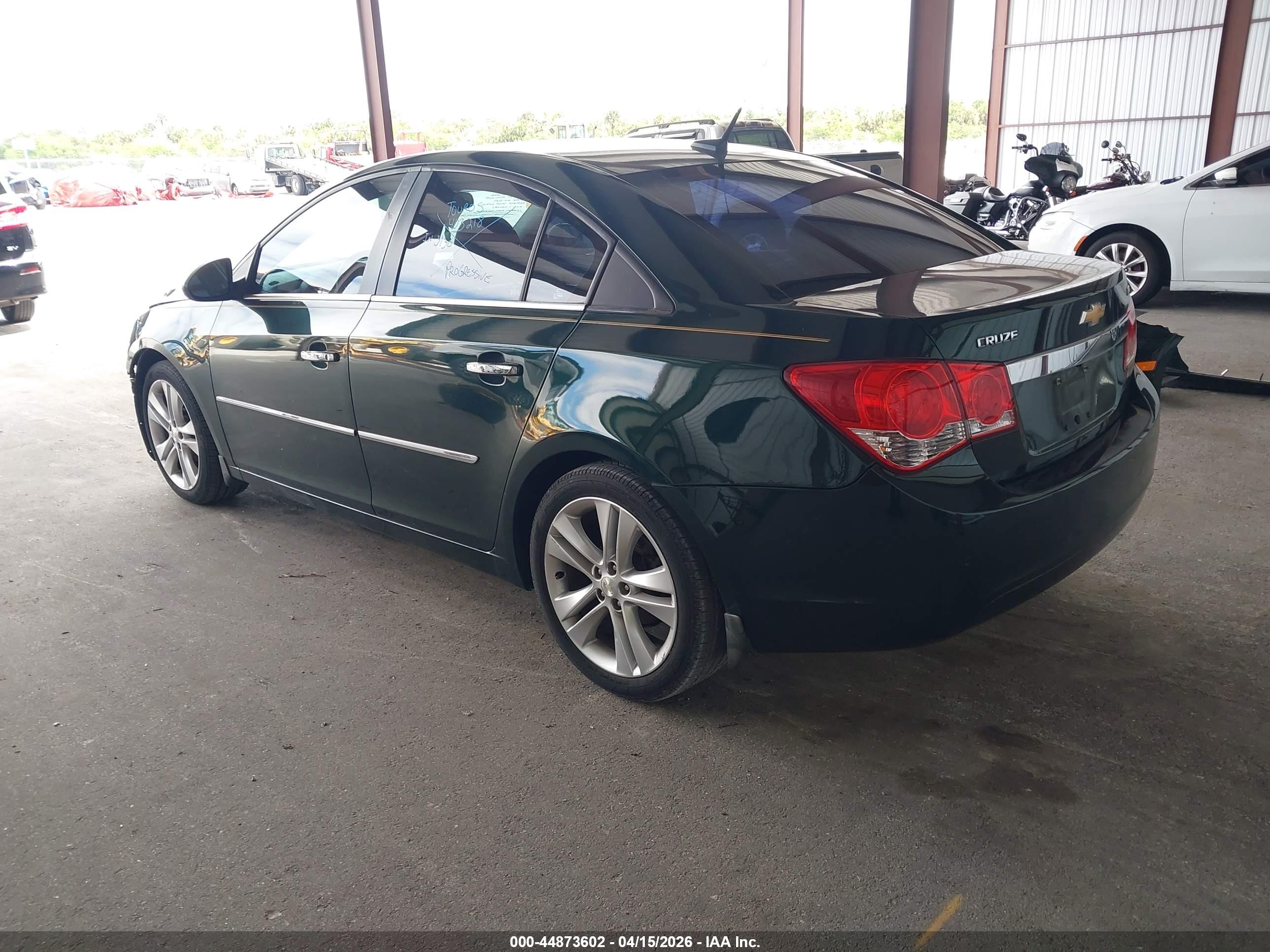 CHEVROLET CRUZE image 3
