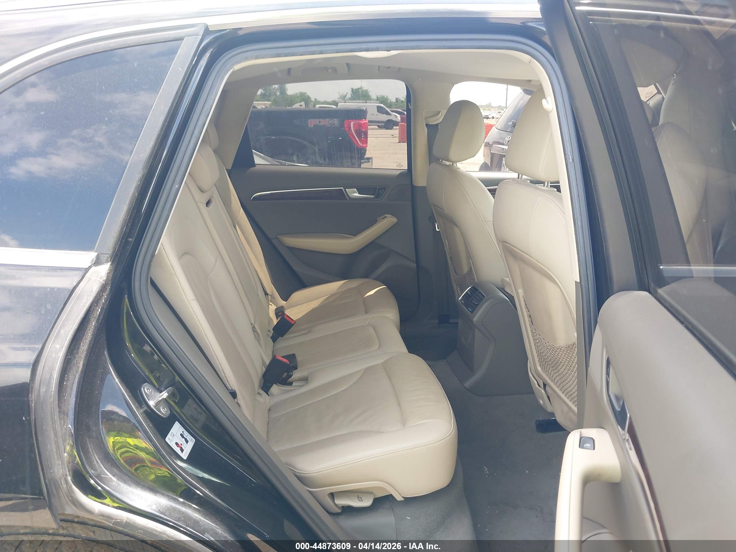 AUDI Q5 image 8