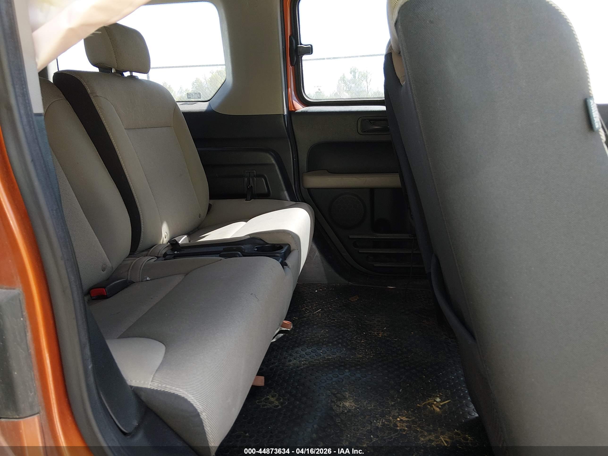 HONDA ELEMENT image 8