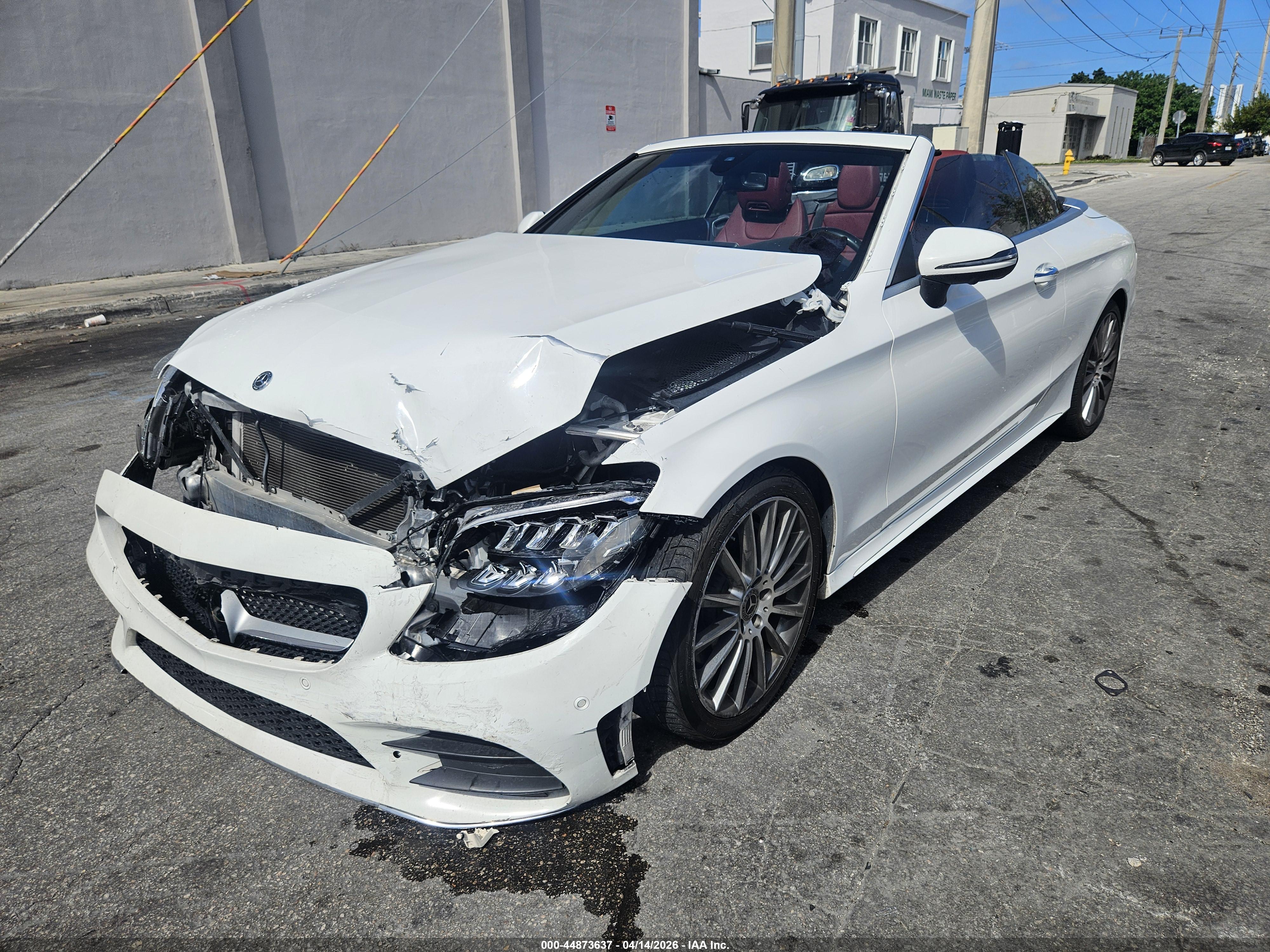MERCEDES-BENZ C image 2