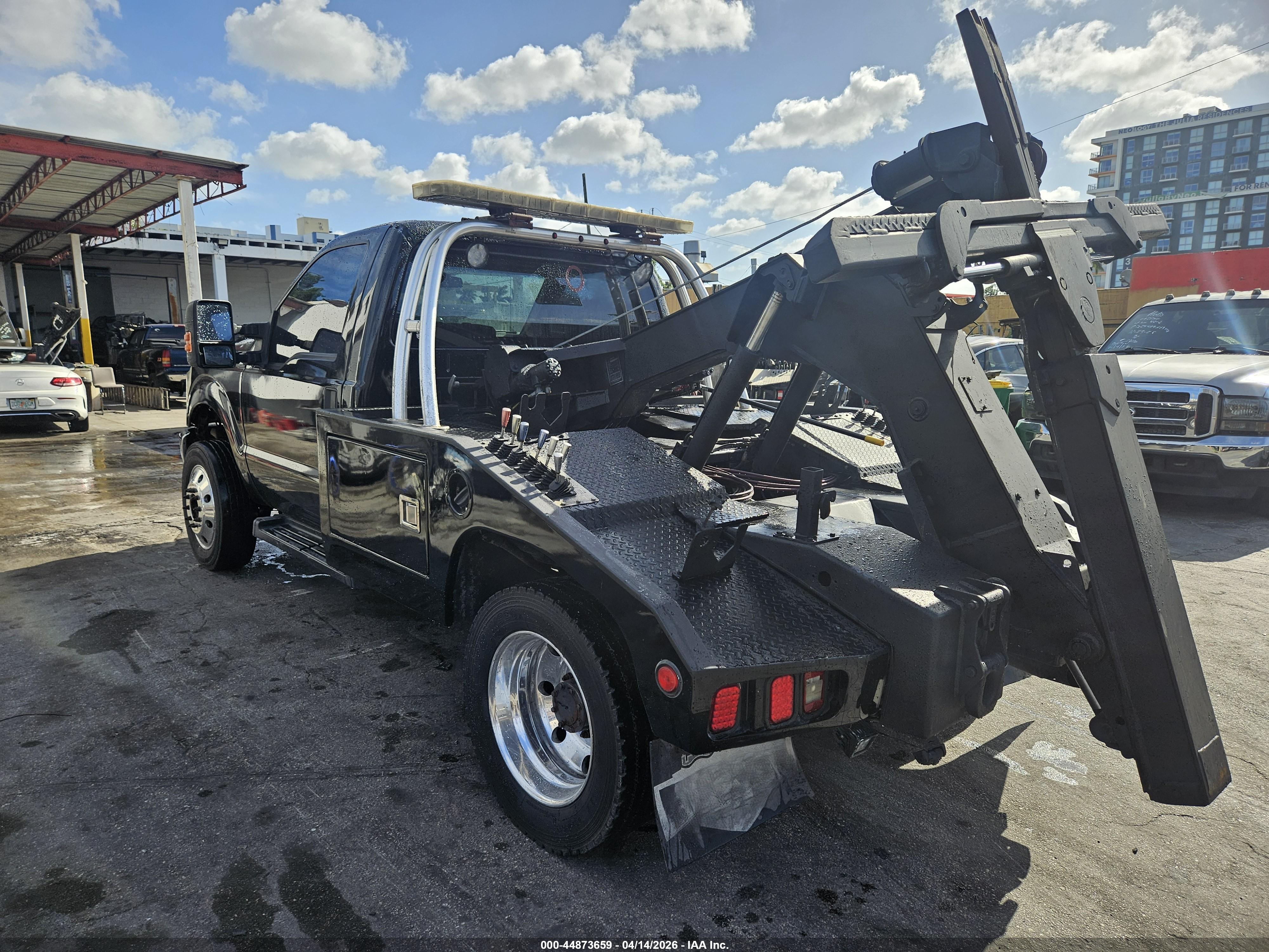 FORD F-450 image 3