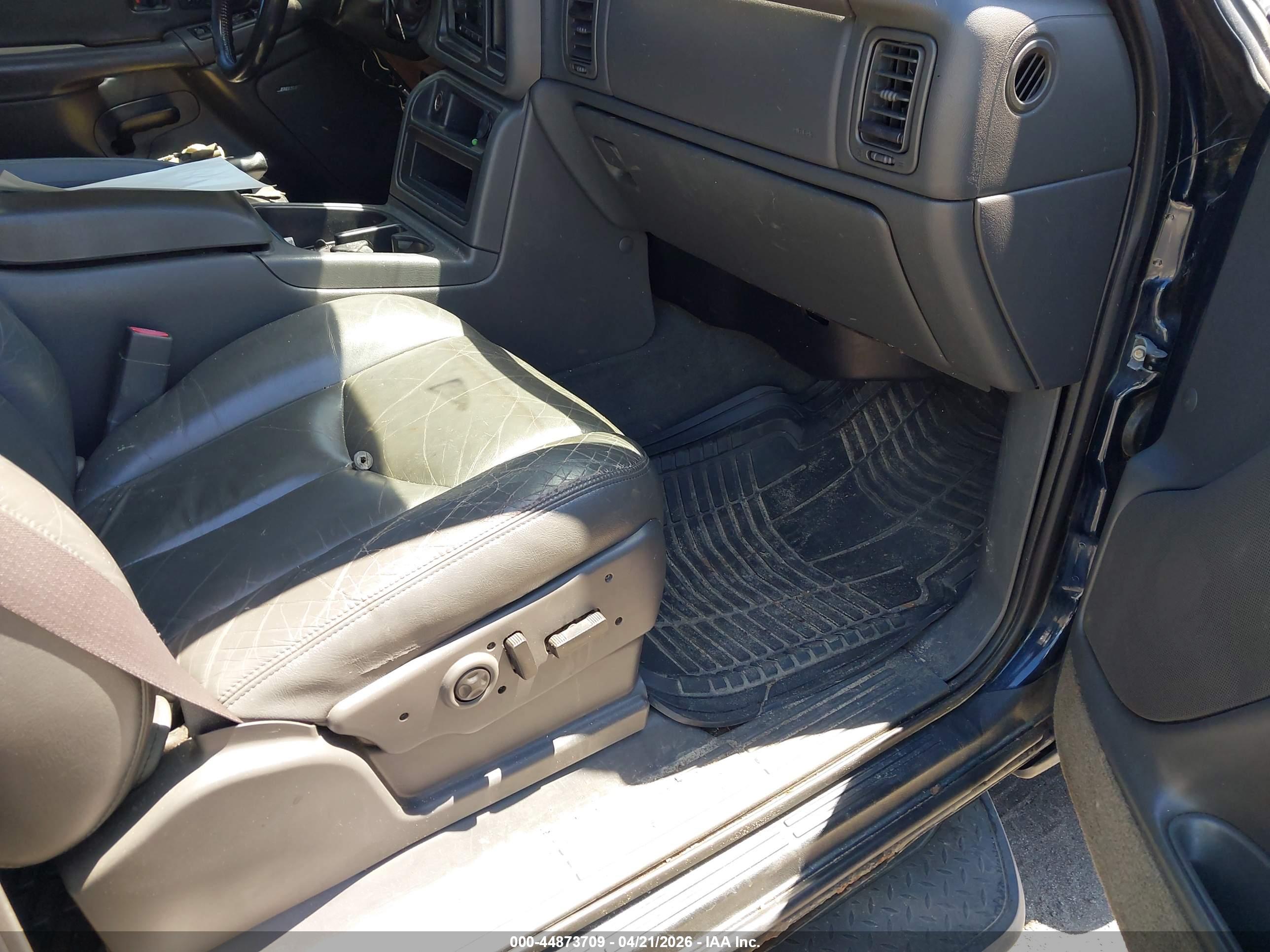 CHEVROLET AVALANCHE image 5