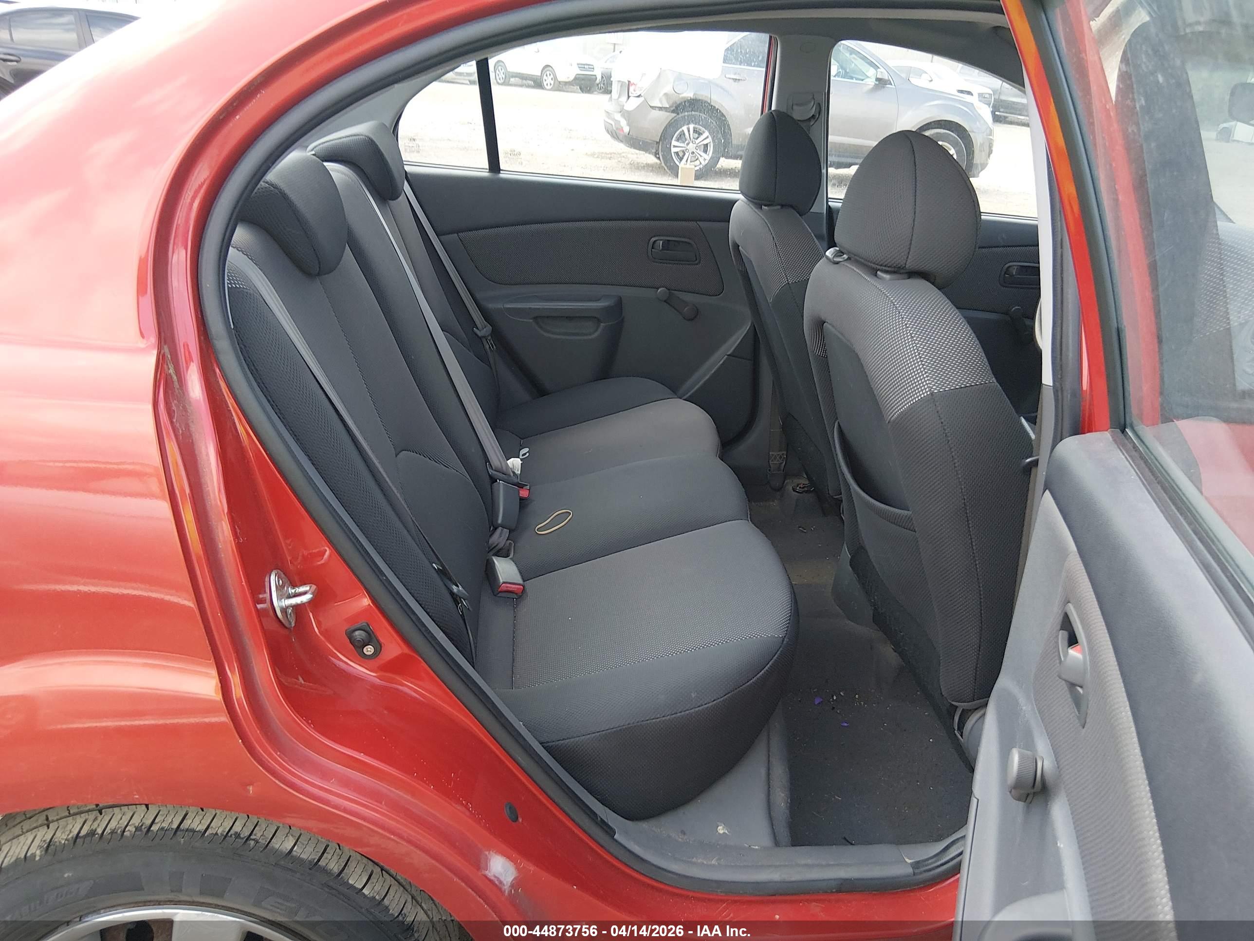 KIA RIO image 8