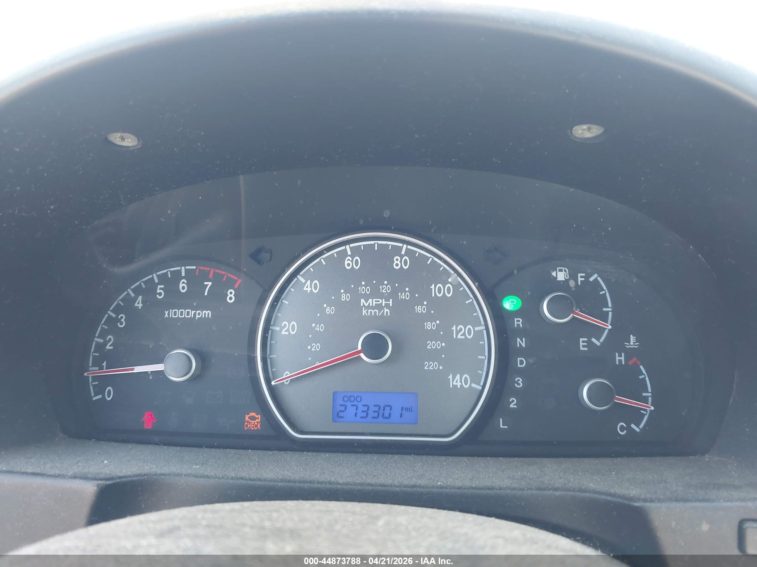 HYUNDAI ELANTRA image 7
