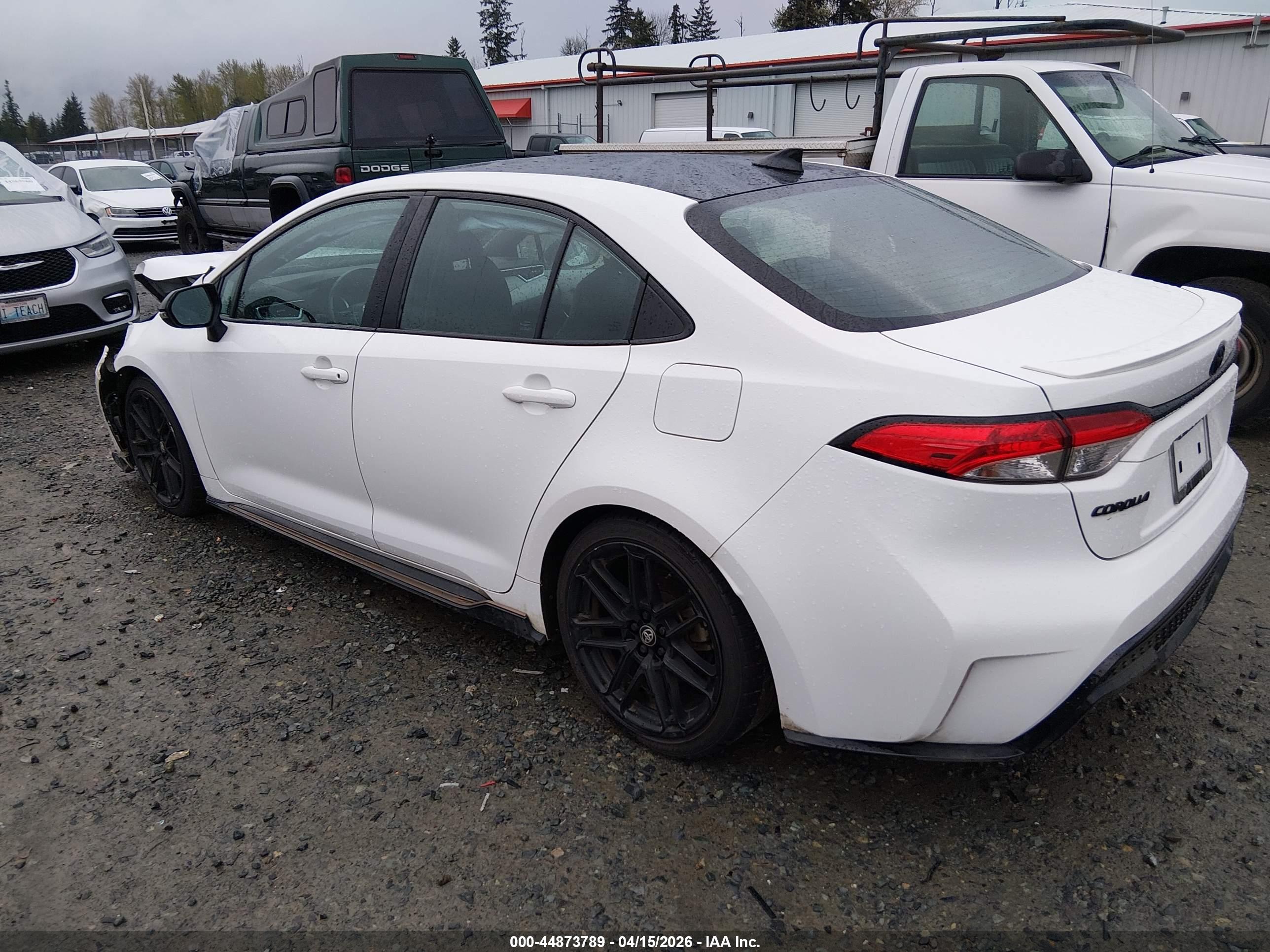 TOYOTA COROLLA image 3