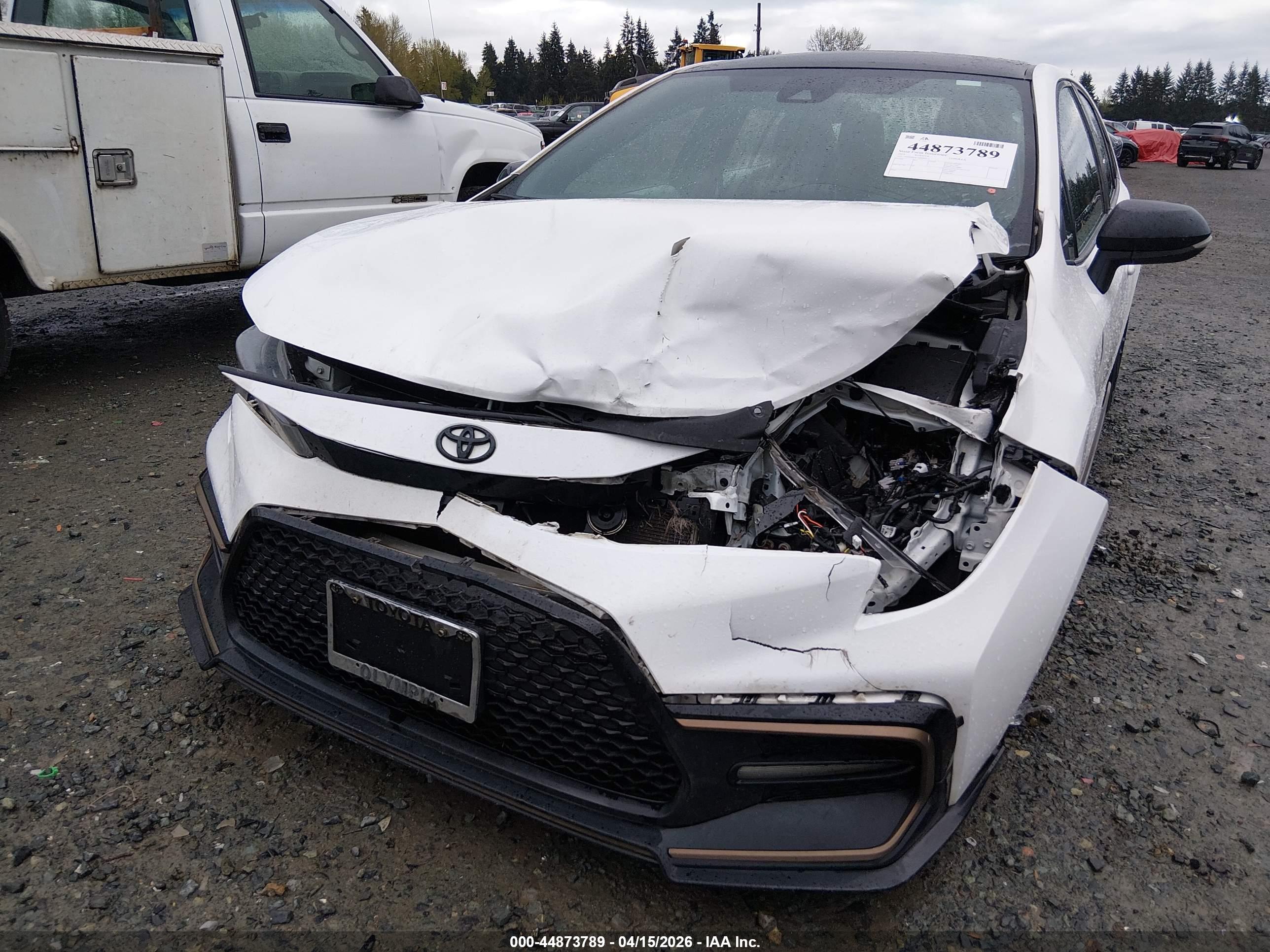 TOYOTA COROLLA image 6