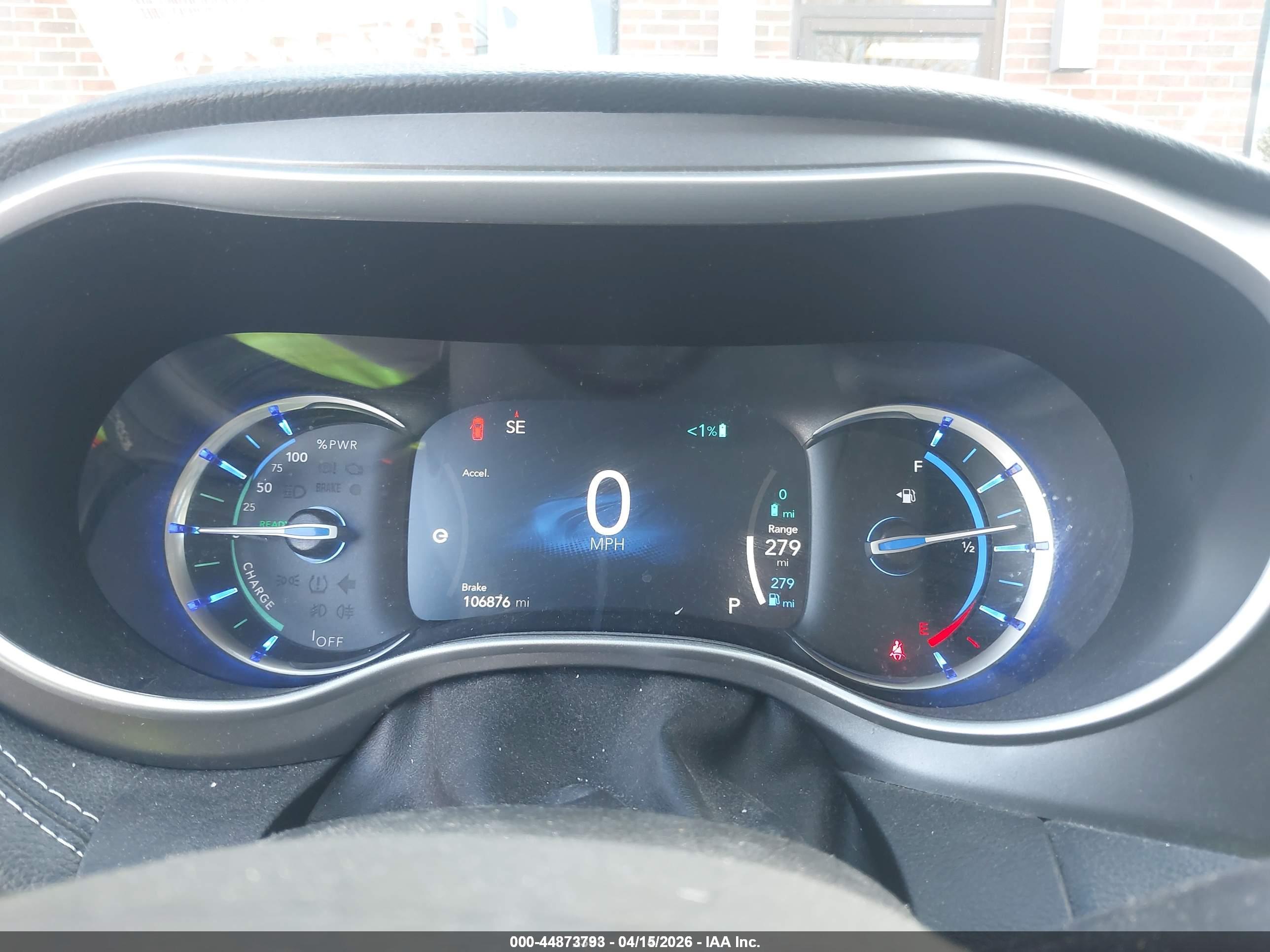 CHRYSLER PACIFICA image 7
