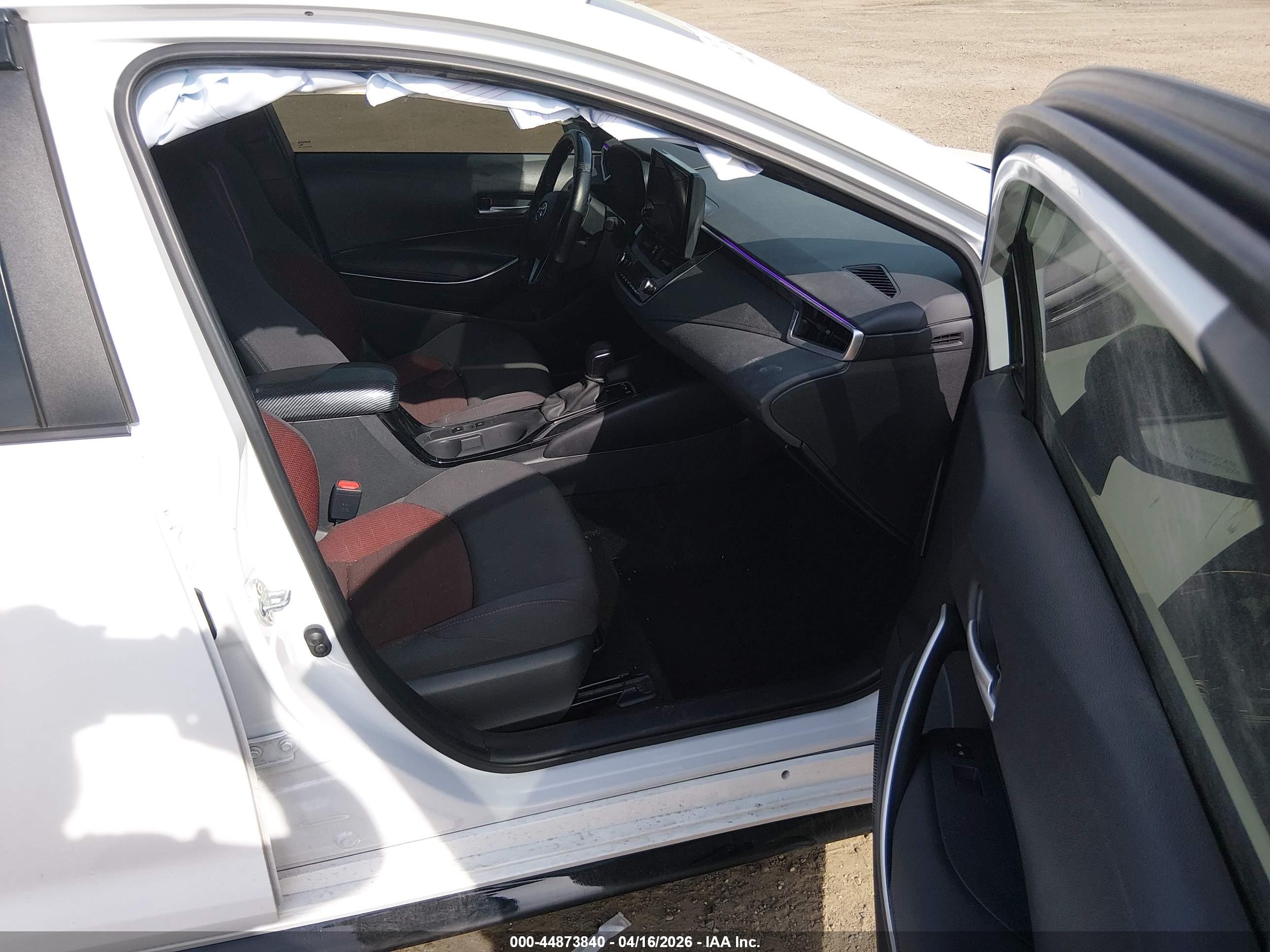 TOYOTA COROLLA image 5