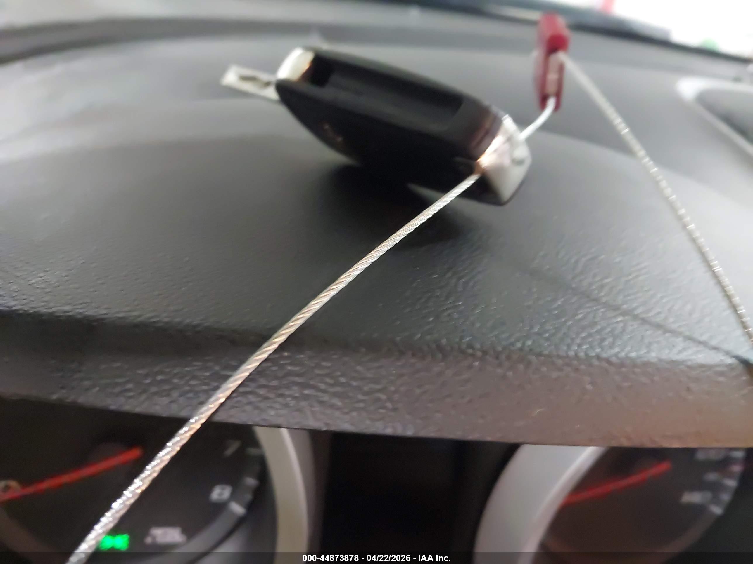 CHEVROLET EQUINOX image 11