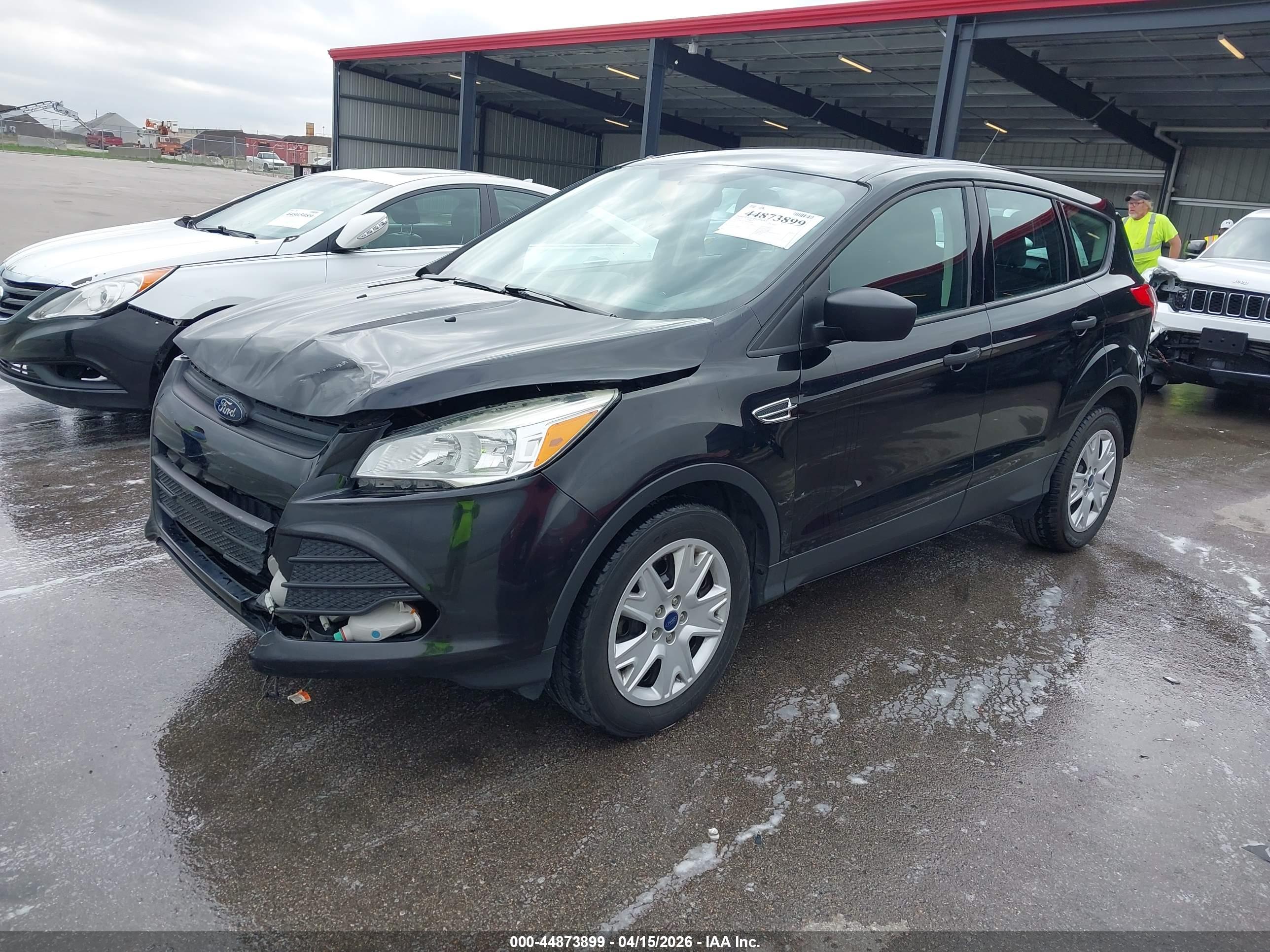 FORD ESCAPE image 2