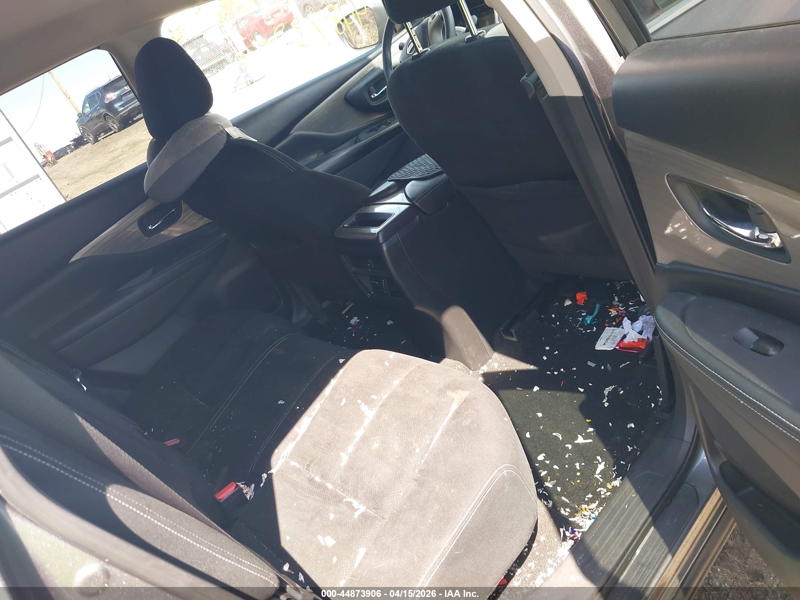 NISSAN MURANO image 8