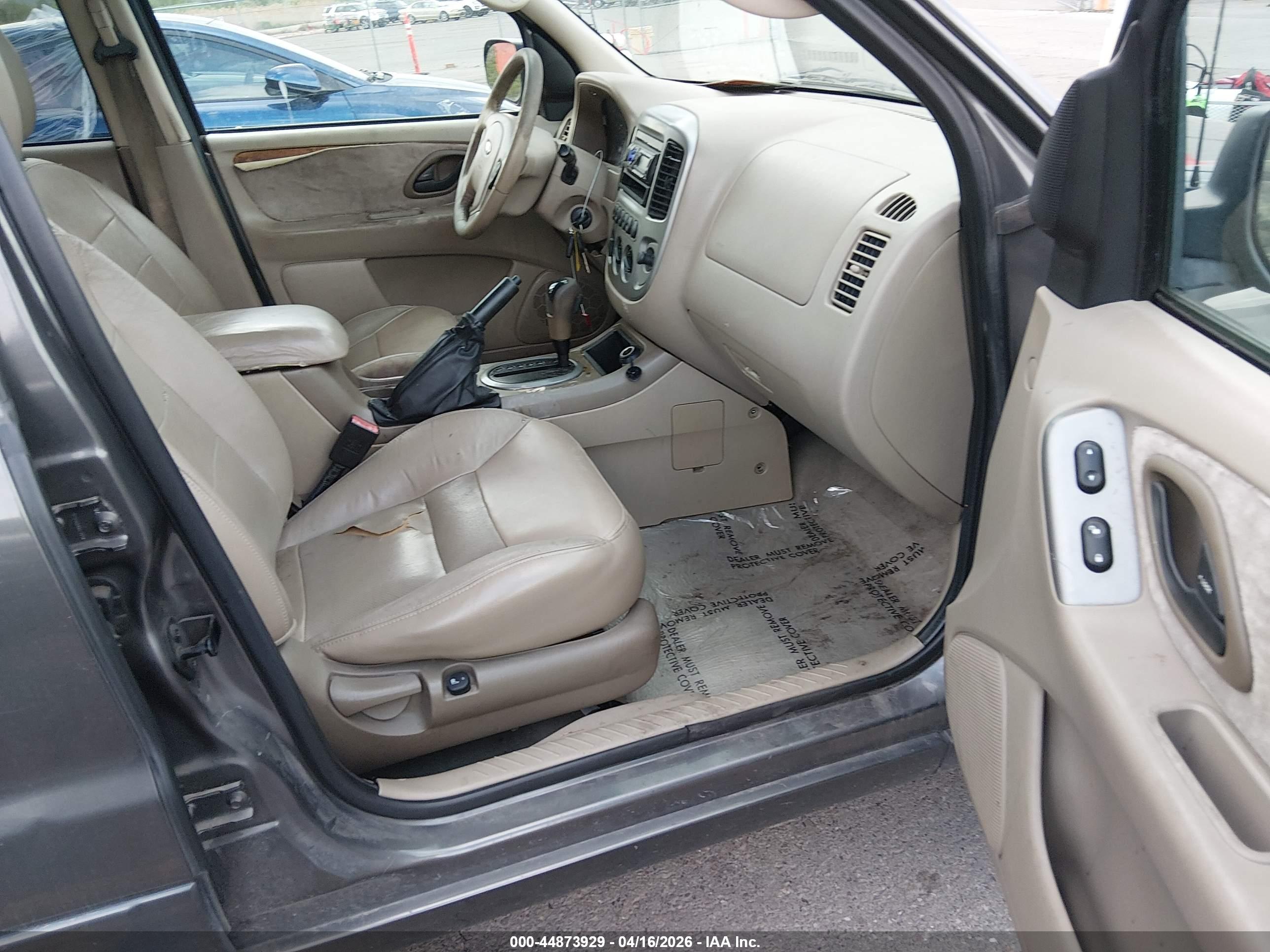 FORD ESCAPE image 5