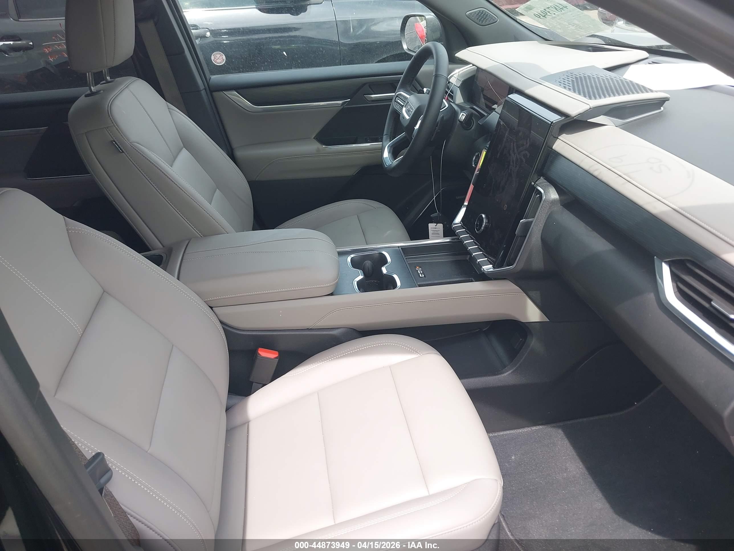 GMC ACADIA image 5