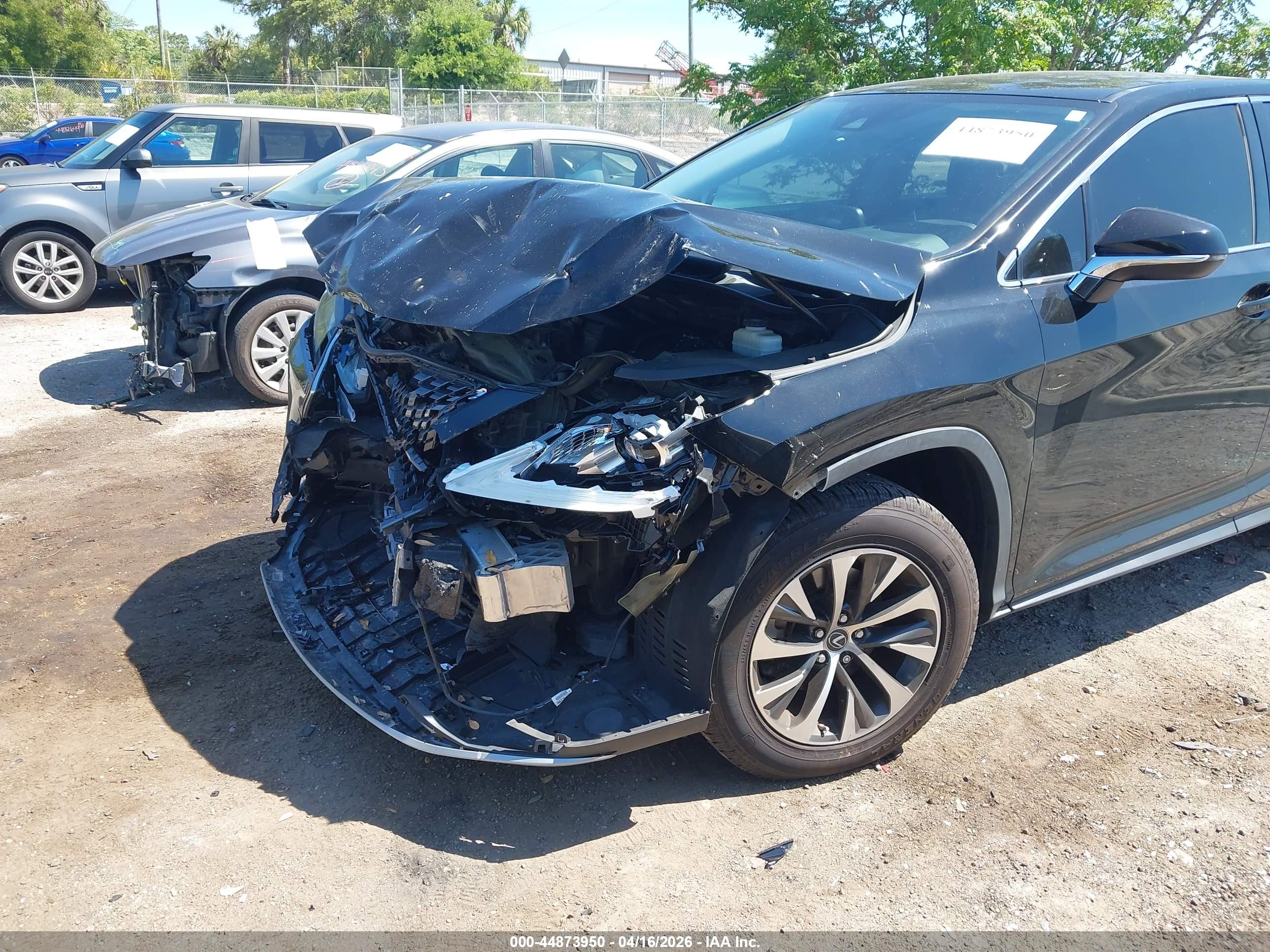 LEXUS RX image 6