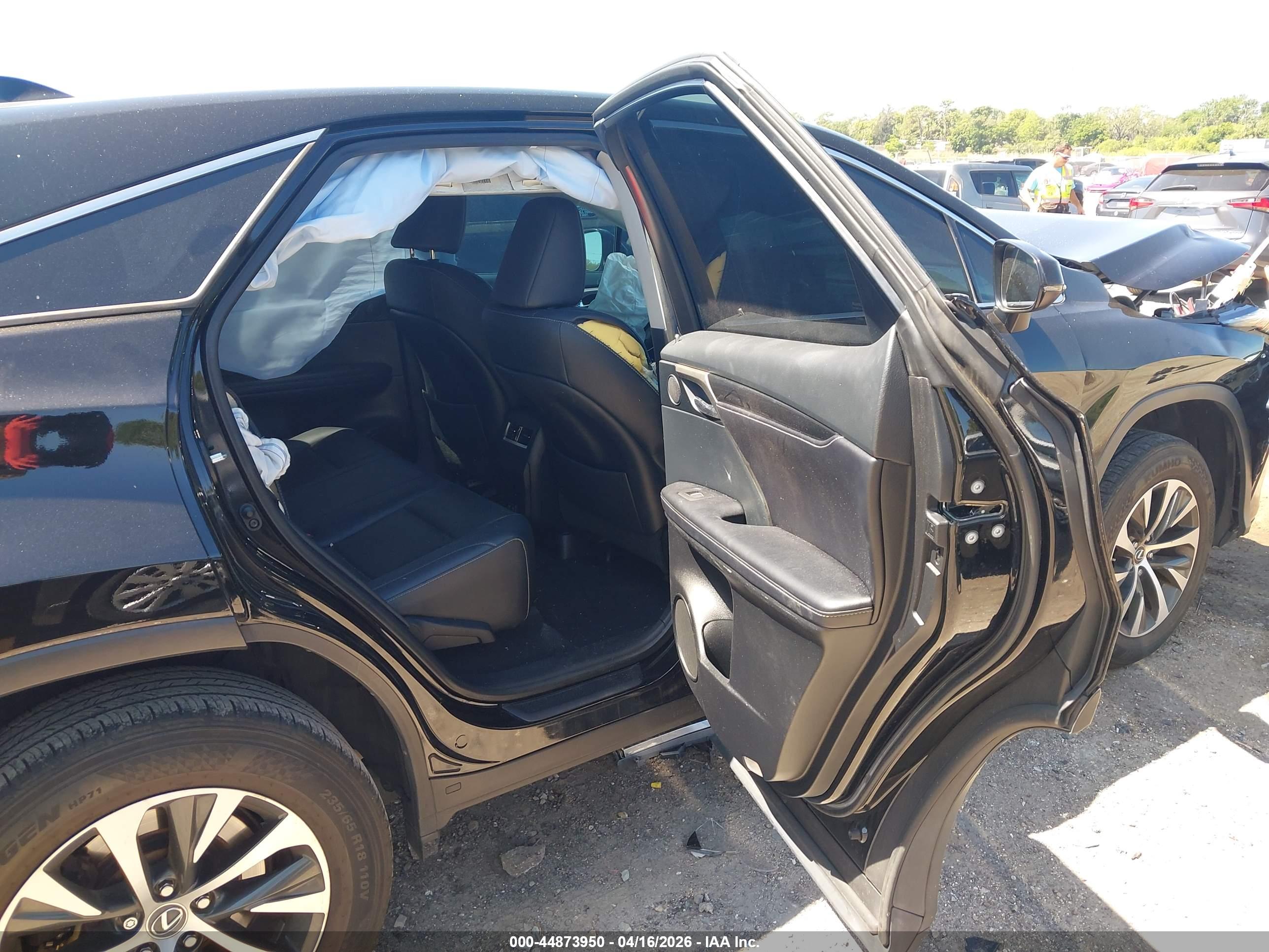 LEXUS RX image 8