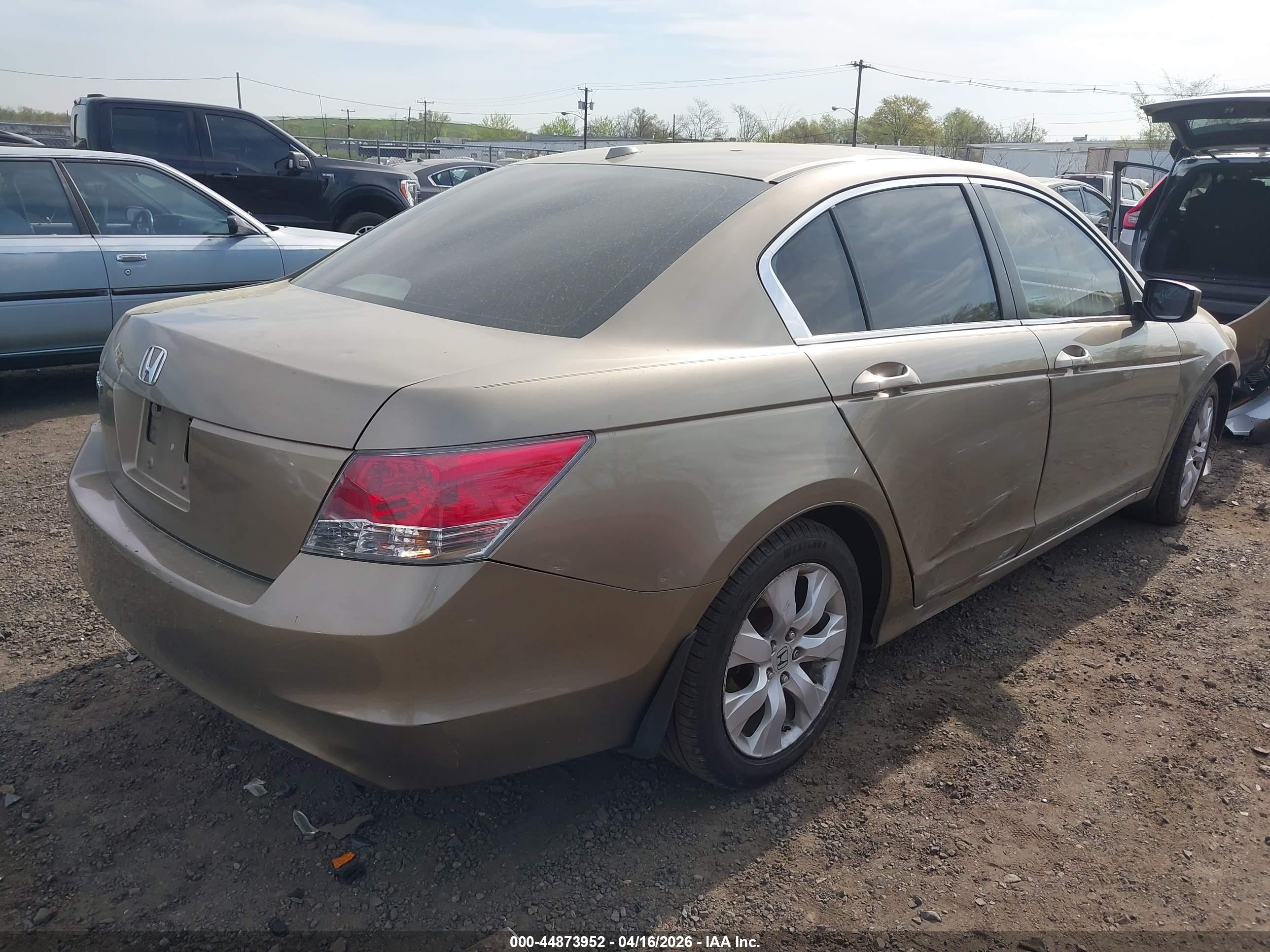 HONDA ACCORD image 4