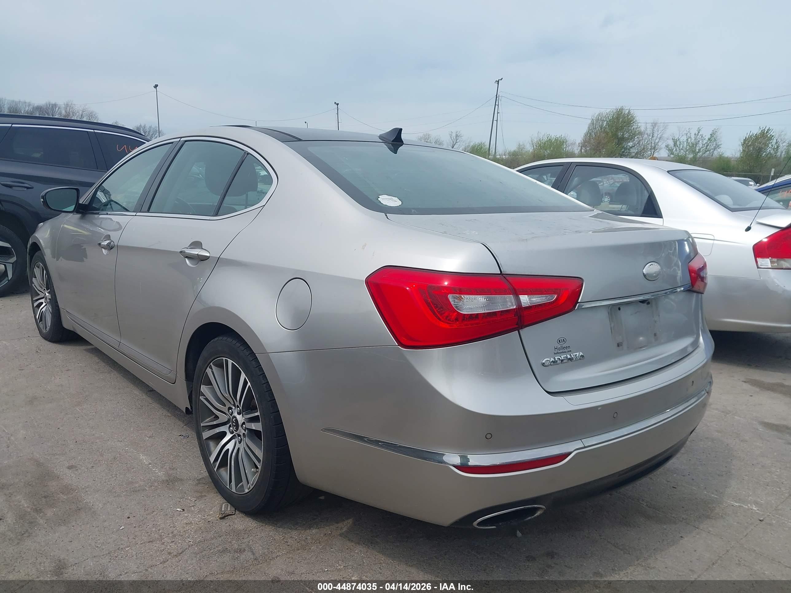 KIA CADENZA image 3