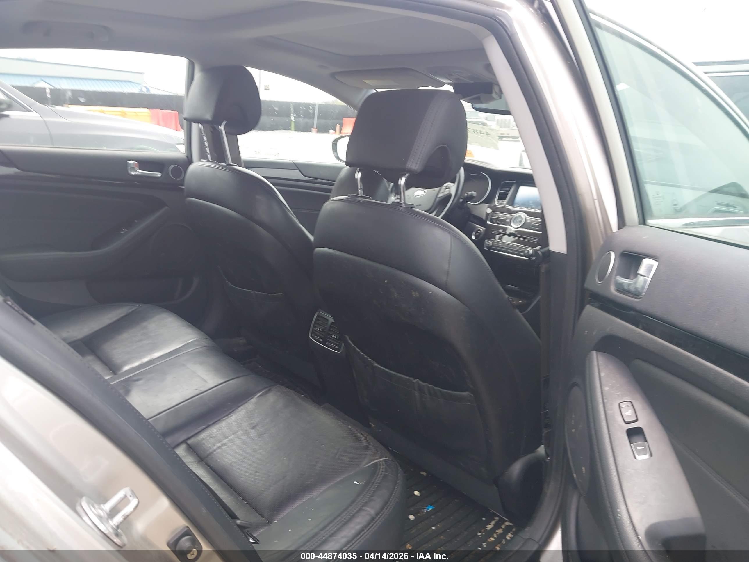KIA CADENZA image 8