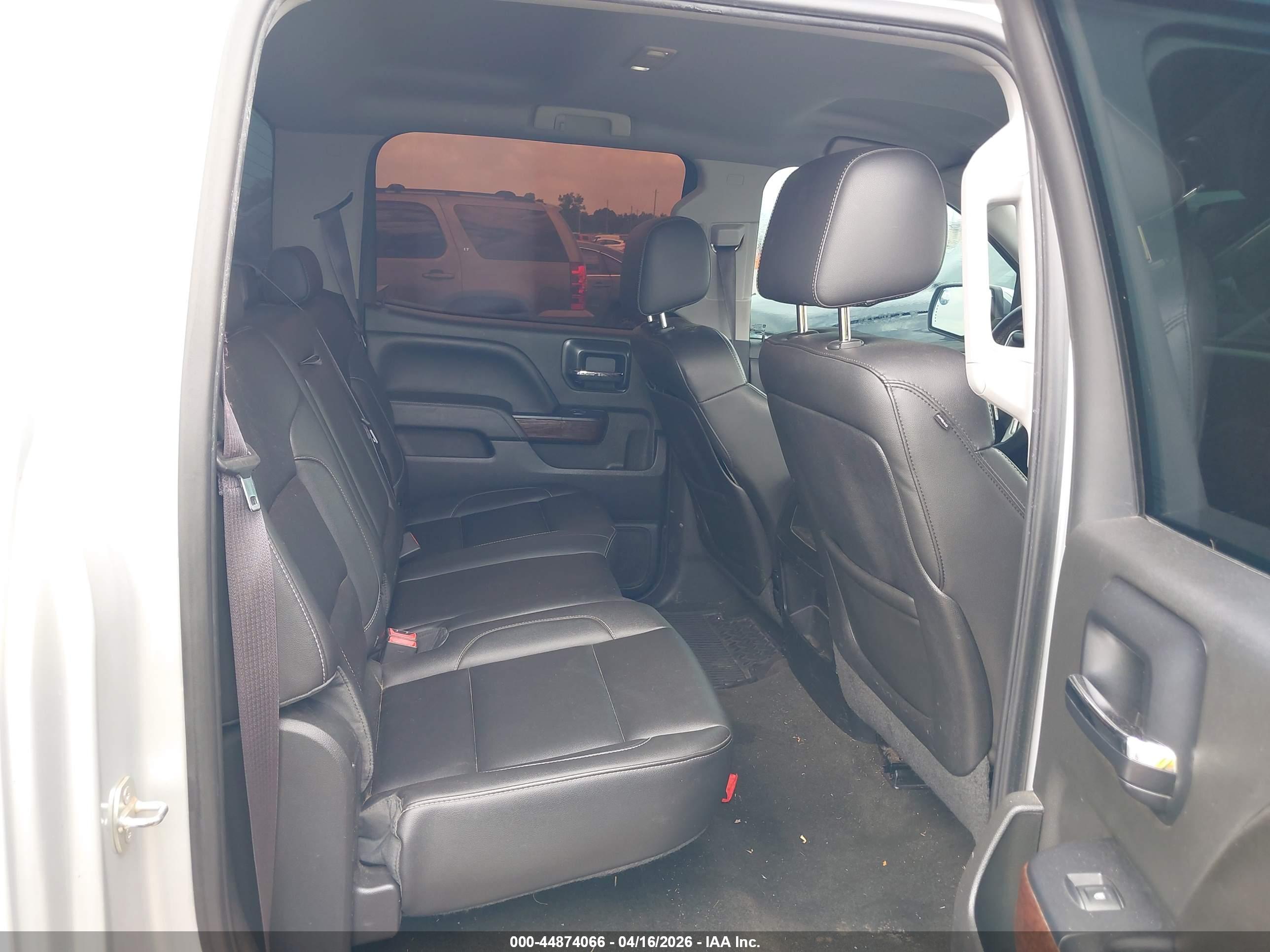 GMC SIERRA image 8